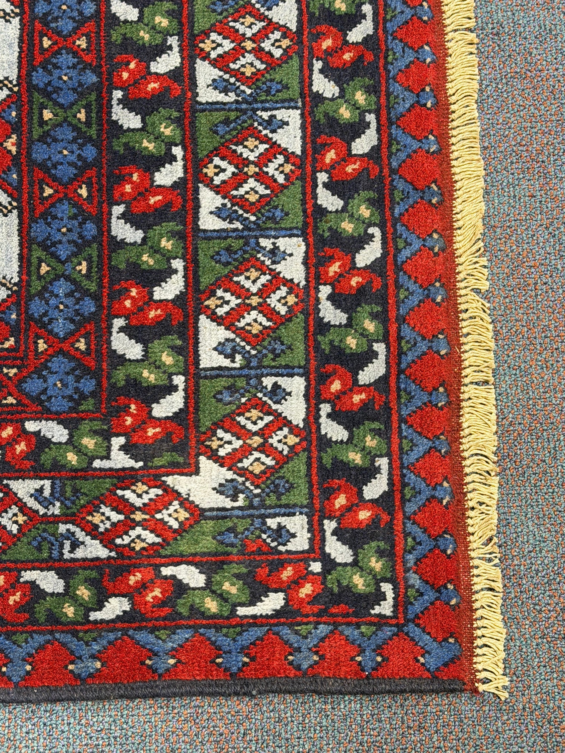 Turkoman Rug - 298 cm x 201 cm