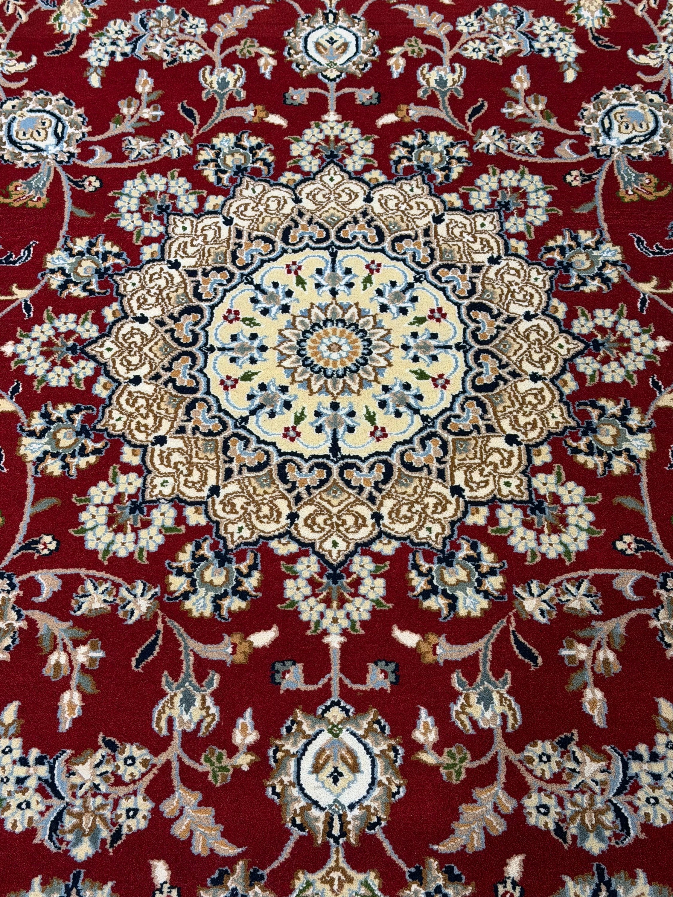 Nain Rug  - 304 cm x 193 cm