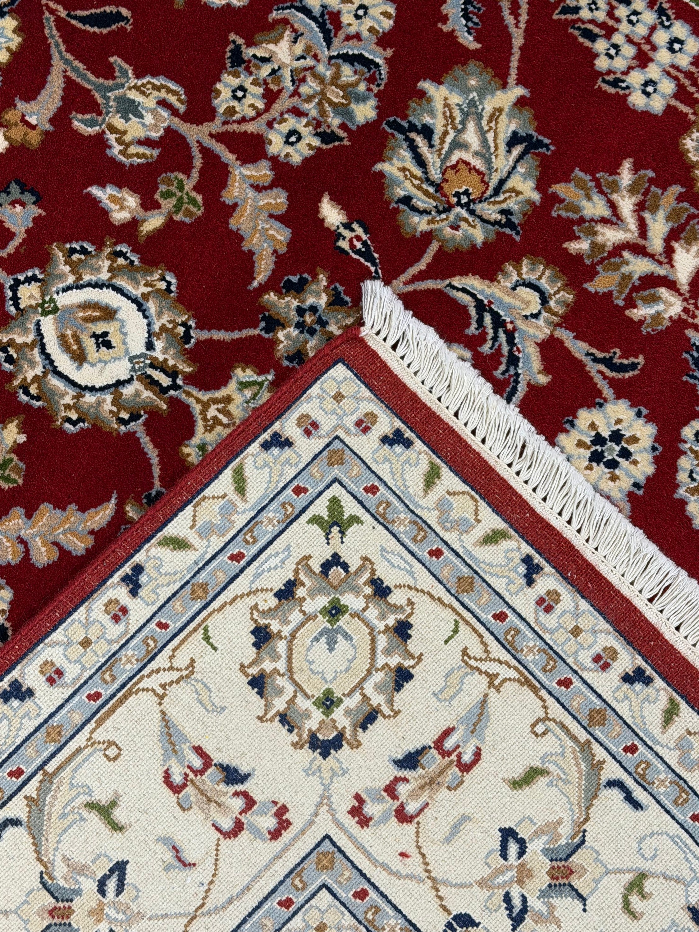 Nain Rug  - 304 cm x 193 cm