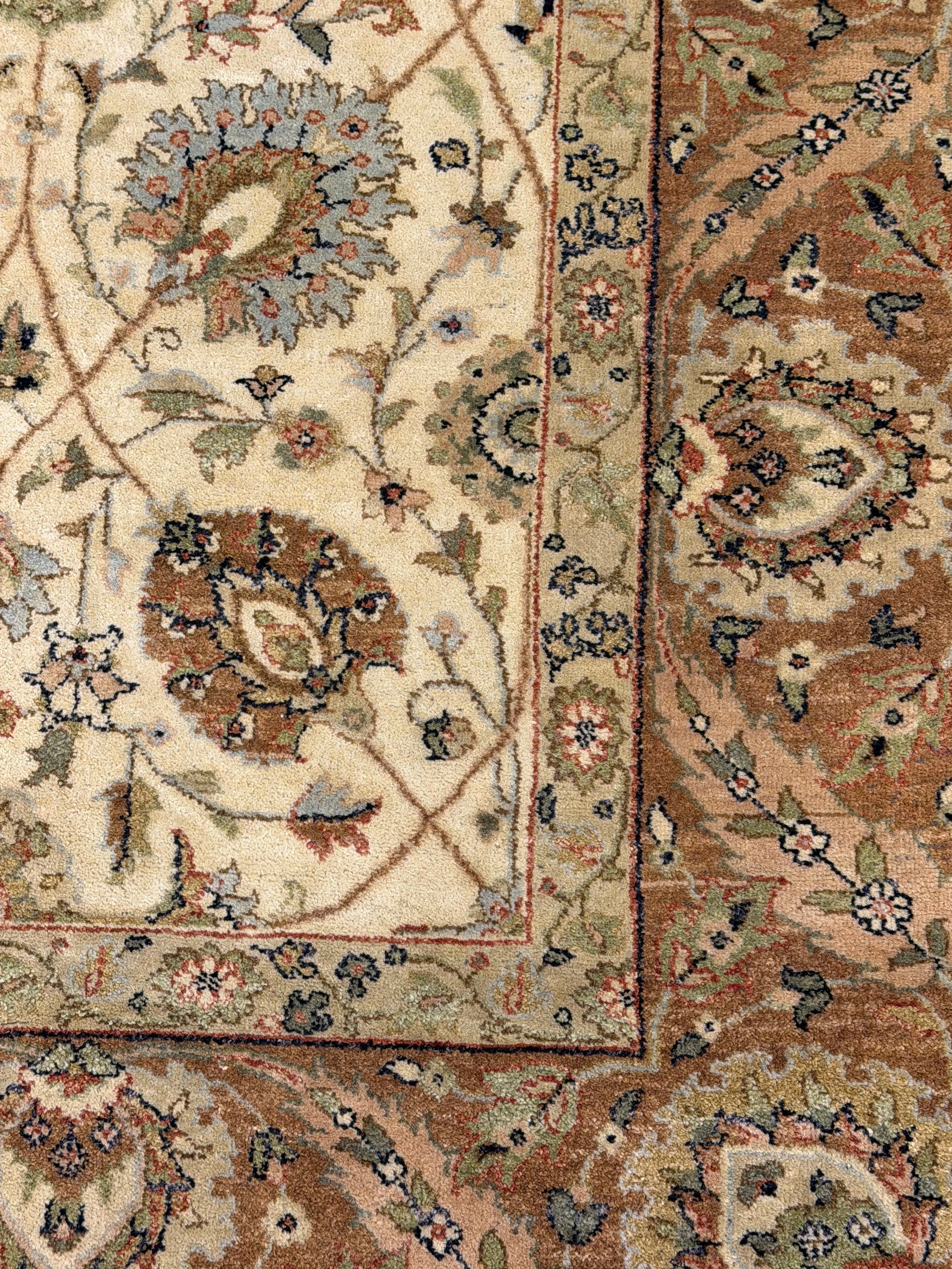 Ziegler Rug  - 276 cm x 186 cm