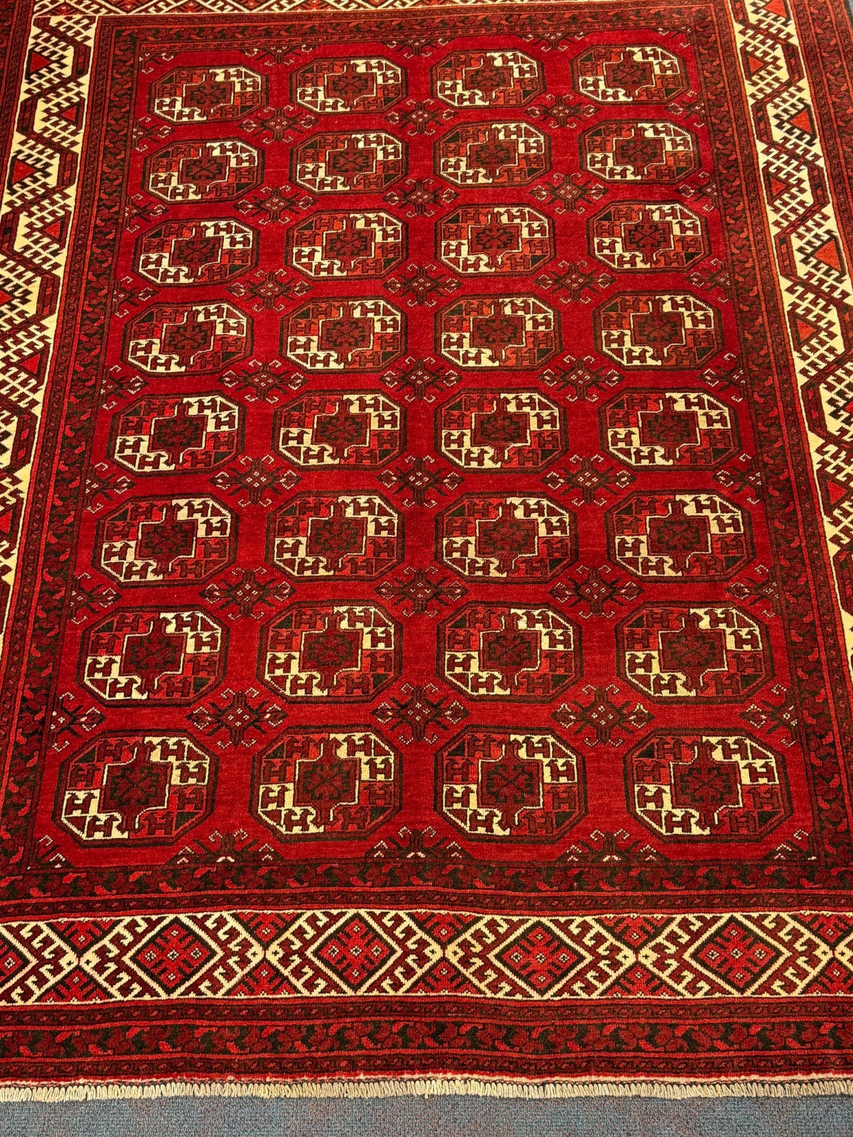 Turkoman Rug (Fine) - 276 cm x 209 cm