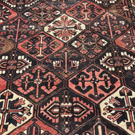 Bakhtiari Rug  - 297 cm x 200 cm