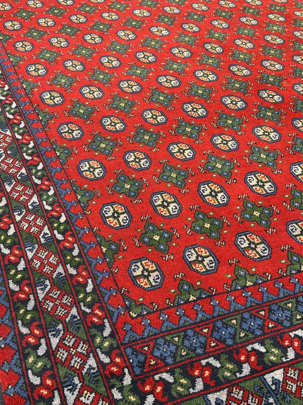 Turkoman Rug - 296 cm x 205 cm