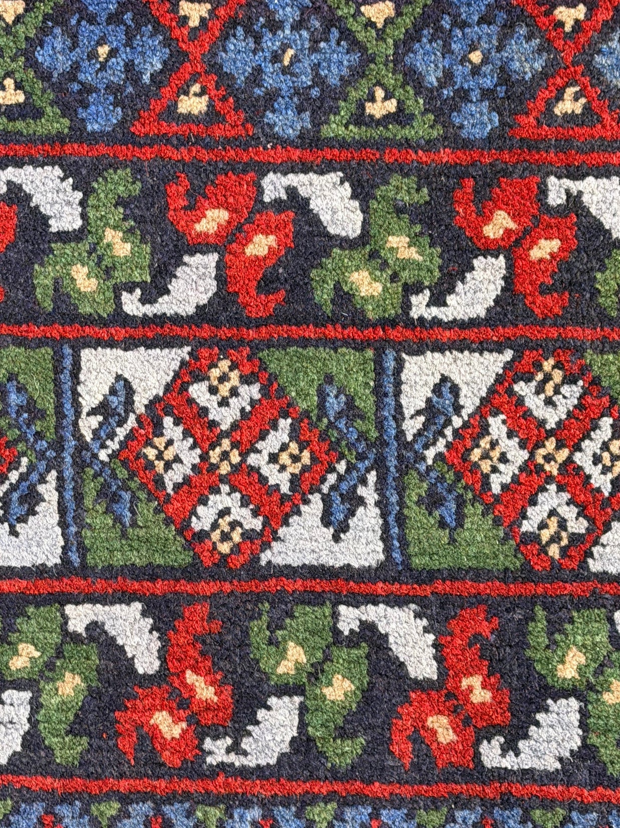 Turkoman Rug - 296 cm x 205 cm