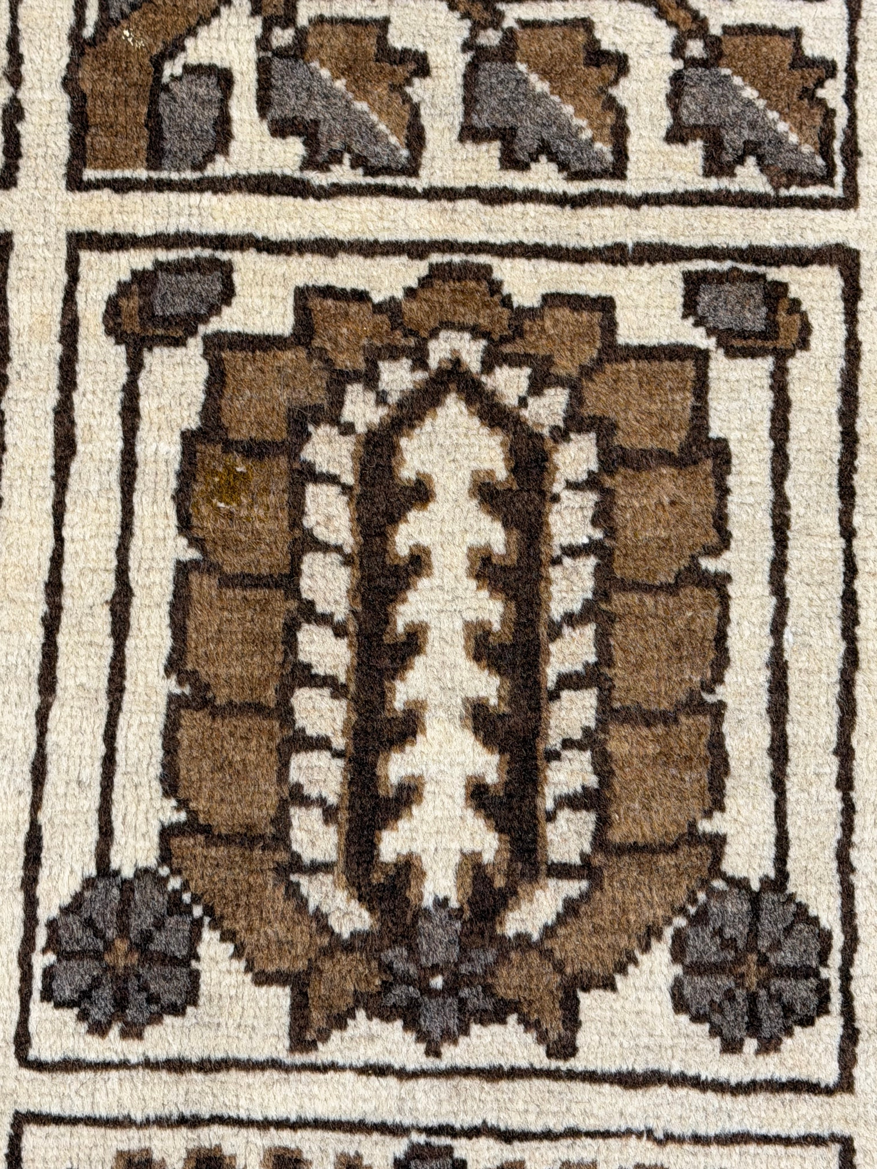 Bakhtiari Rug  - 290 cm x 175 cm