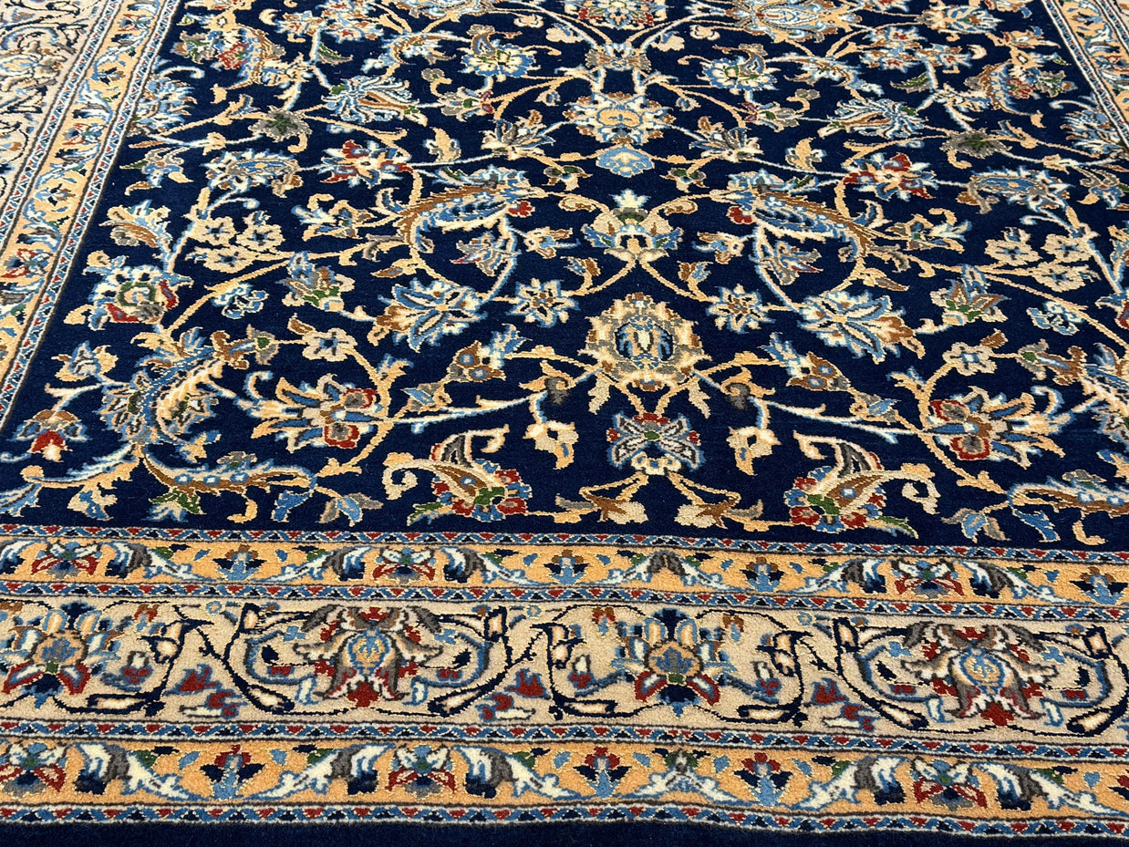 Nain Rug - 298 cm x 196 cm