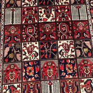 Bakhtiari Rug - 315 cm x 205 cm