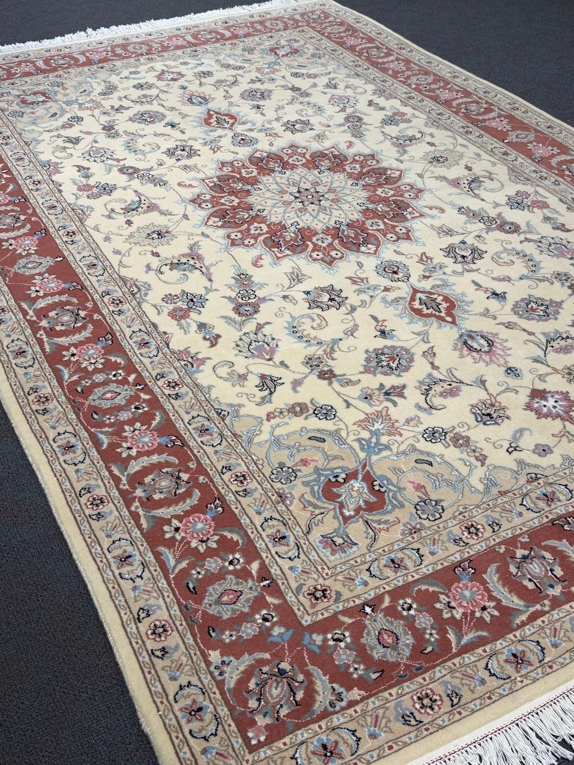 Yazd Rug  - 300 cm x 195 cm