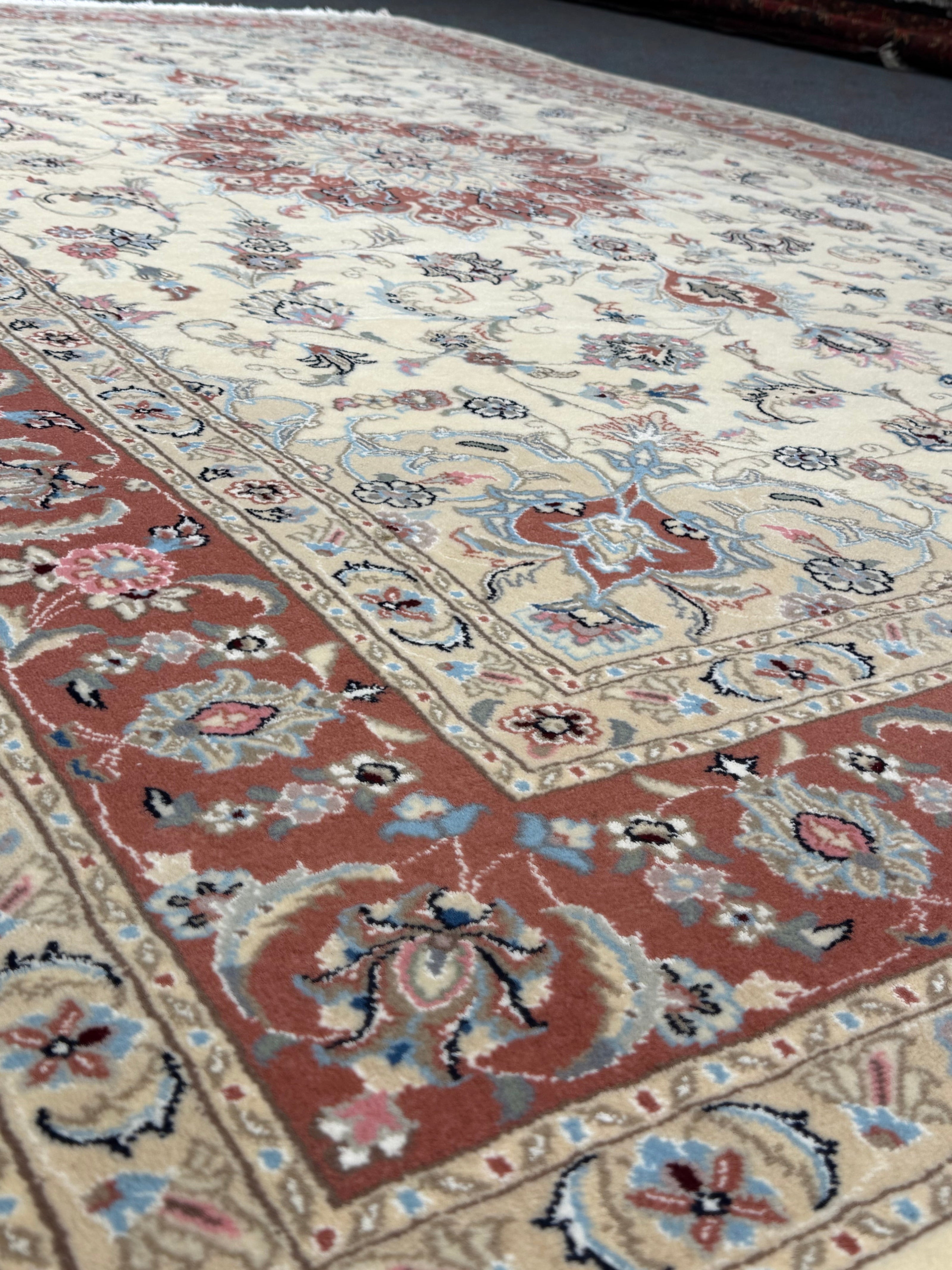 Yazd Rug  - 300 cm x 195 cm