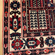 Bakhtiari Rug - 310 cm x 205 cm