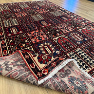 Bakhtiari Rug - 310 cm x 205 cm