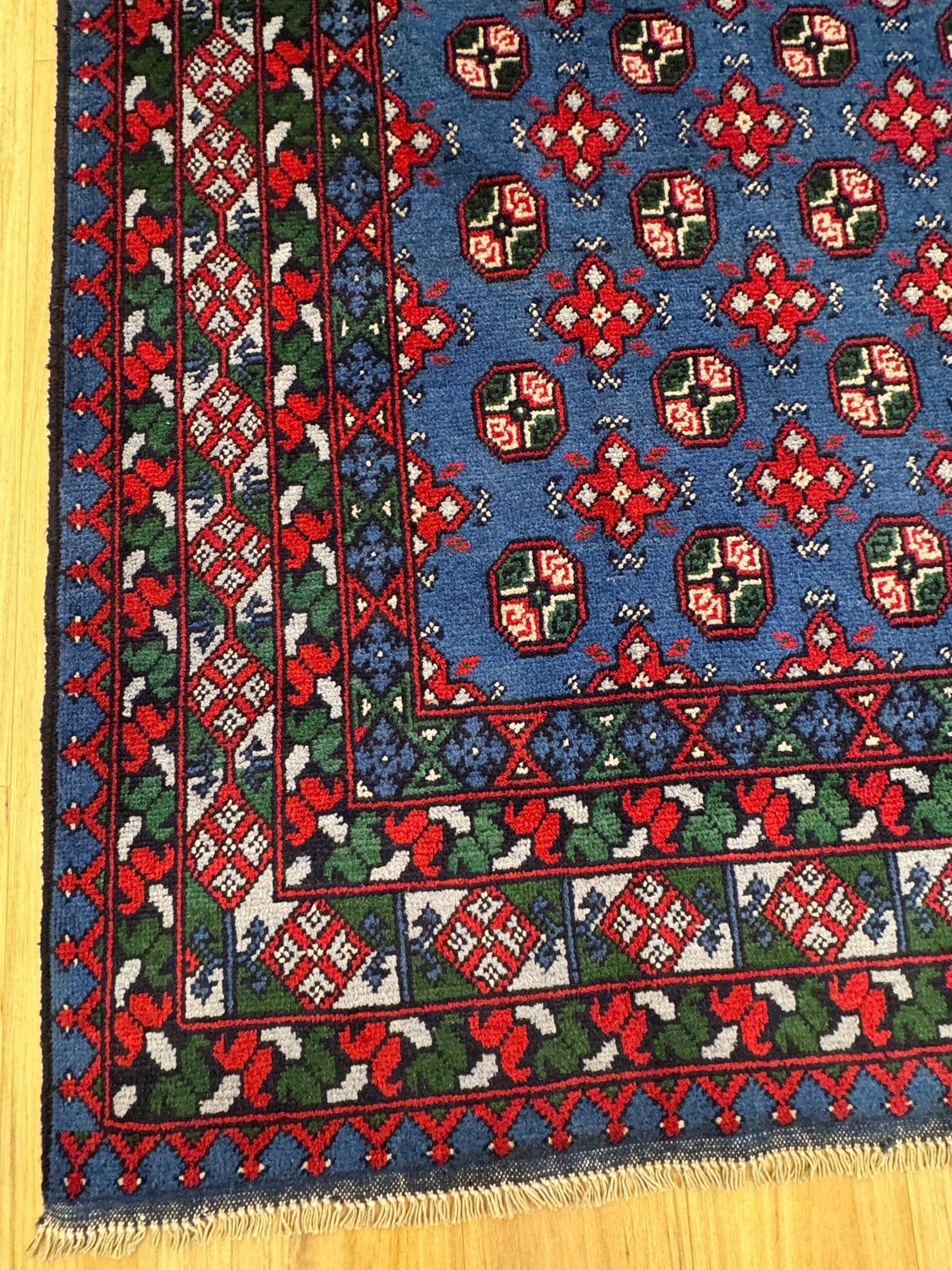 Turkoman Rug - 299 cm x 202 cm