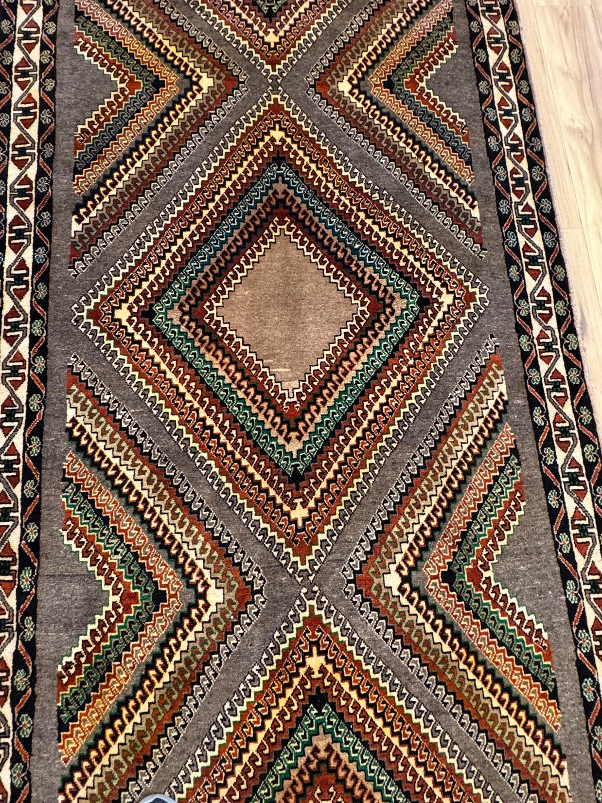 Gabbeh Rug - 300 cm x 155 cm