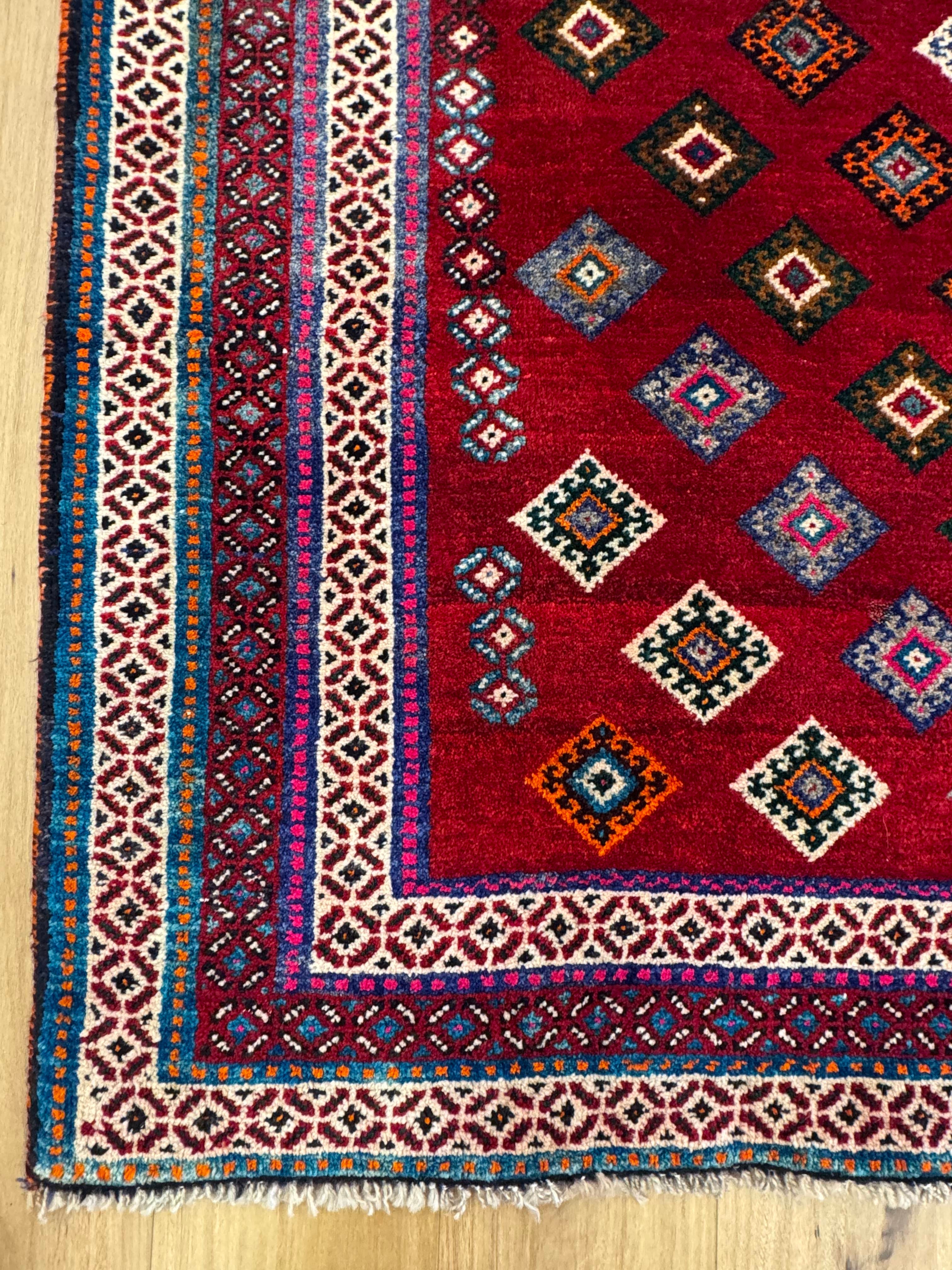 Gabbeh Rug - 295 cm x 163 cm