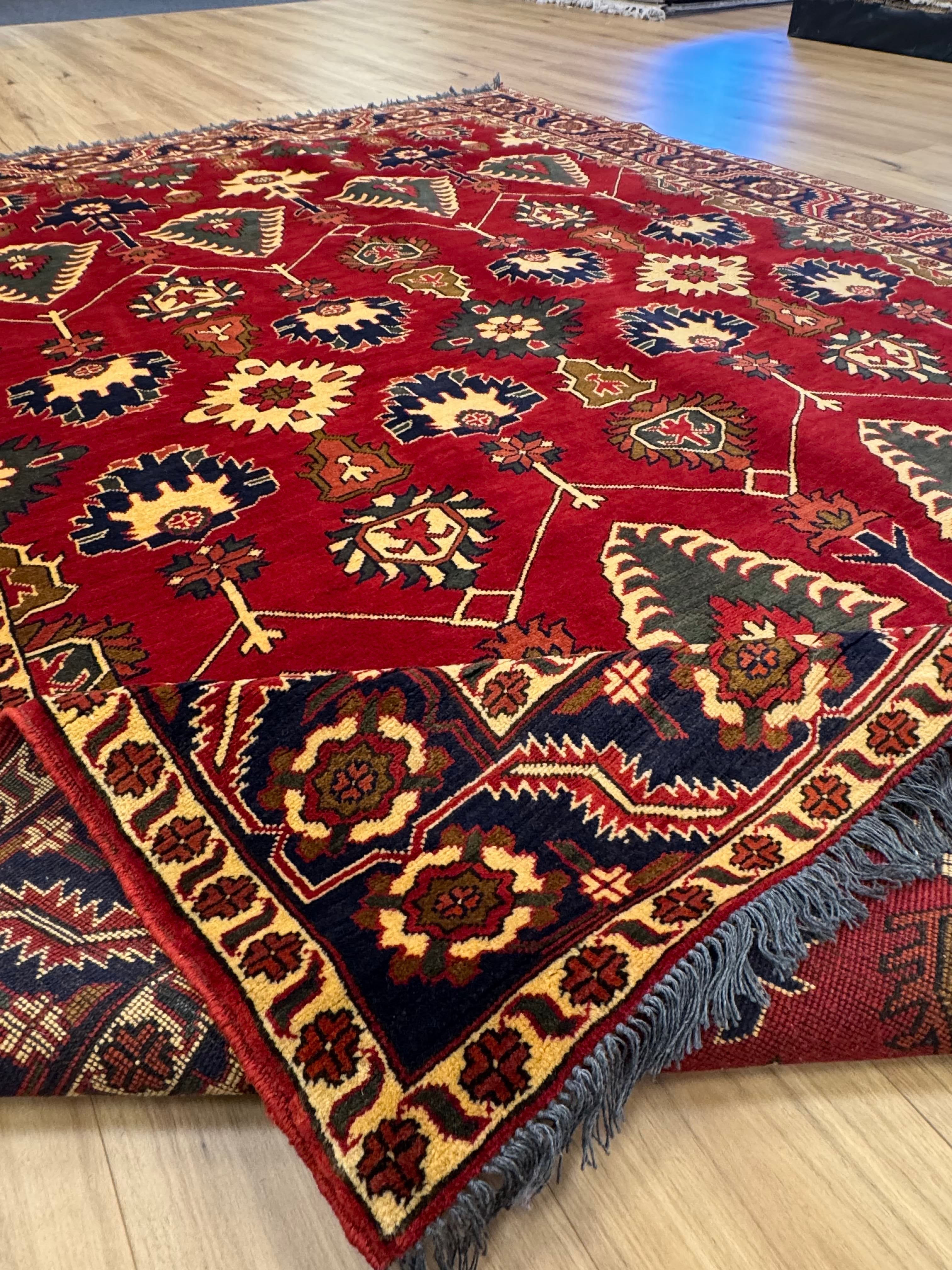 Karghai Rug - 294 cm x 211 cm