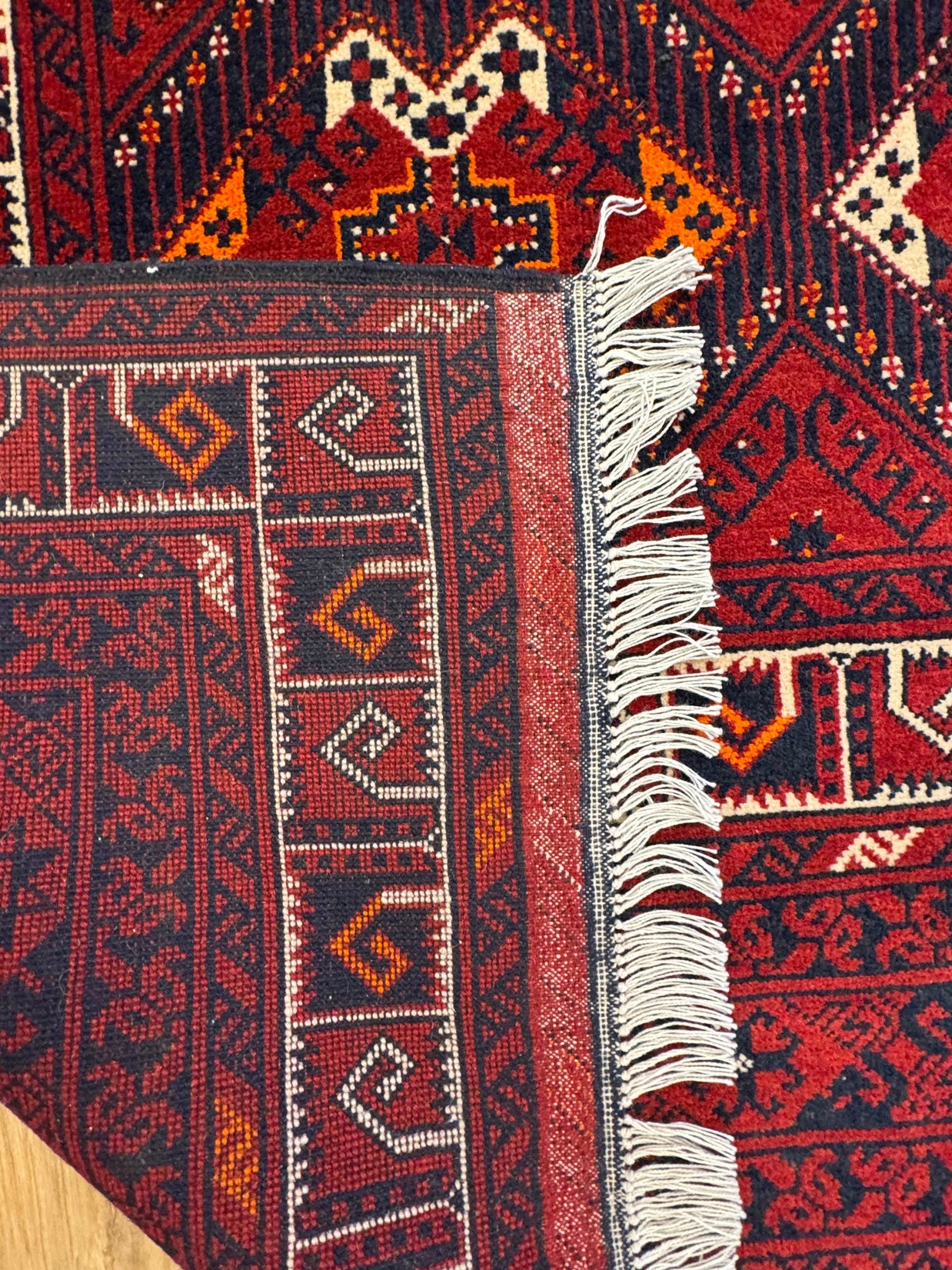 Roshnai Rug - 293 cm x 207 cm