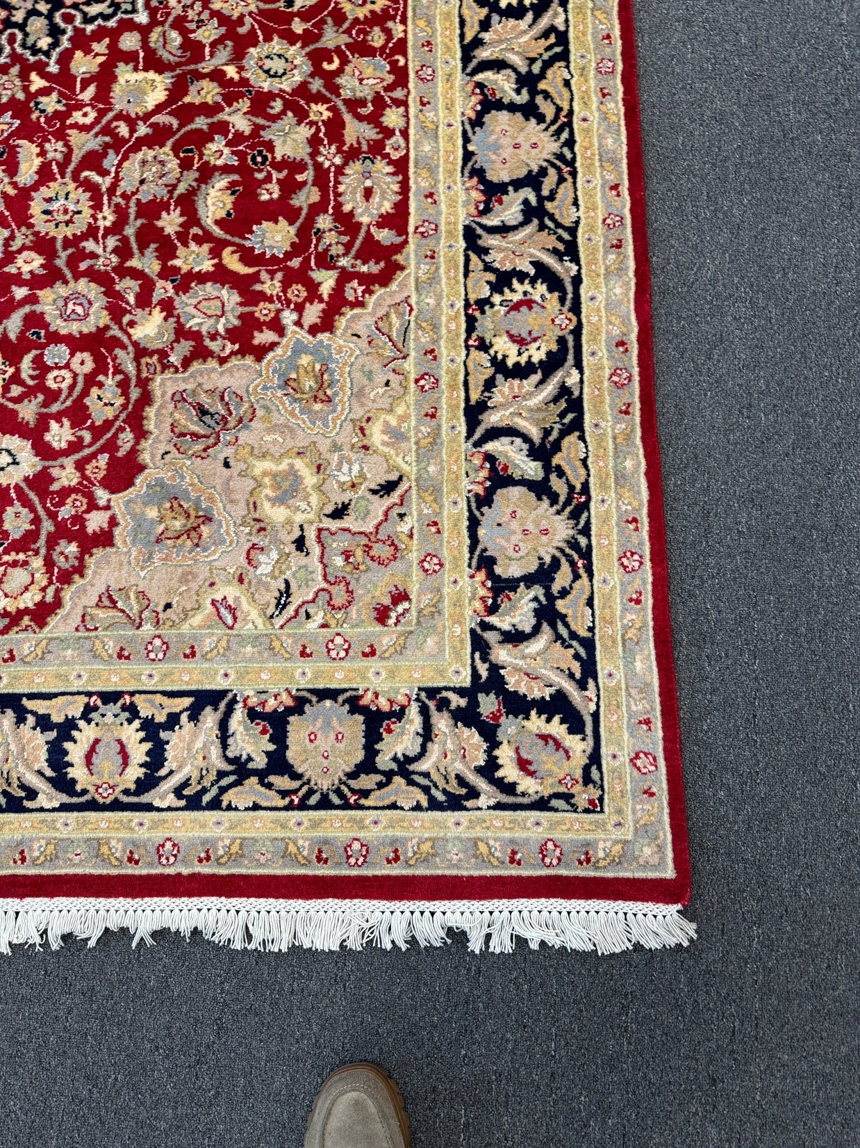 Kashan Rug - 284 cm x 184 cm