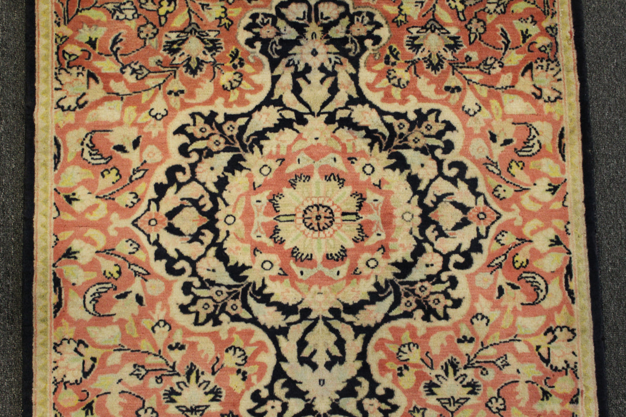 Mahal Rug - 121 cm x 77 cm
