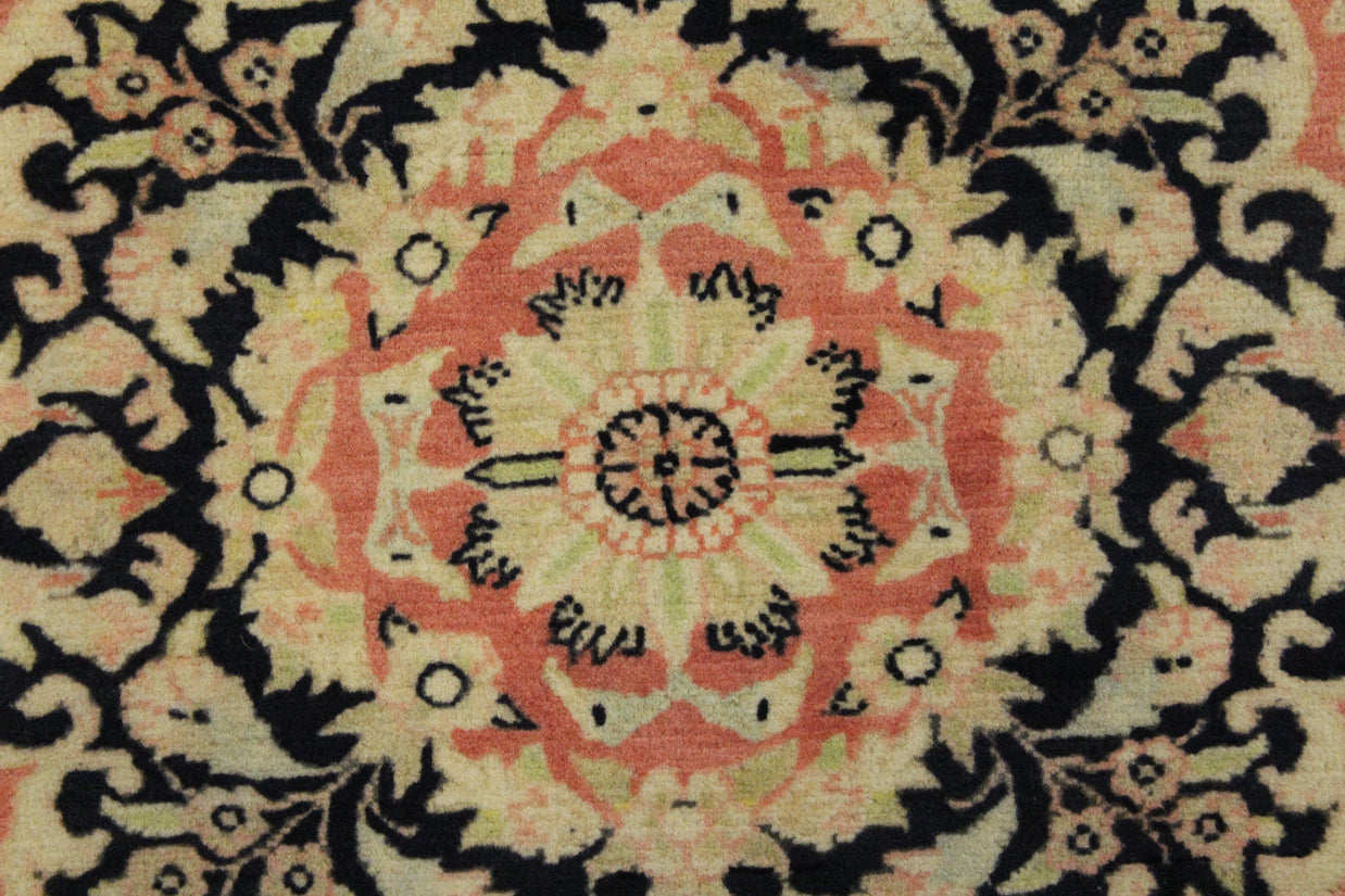 Mahal Rug - 121 cm x 77 cm