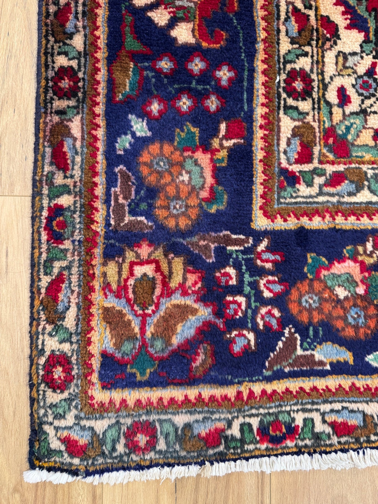 Tabriz Rug - 303 cm x 196 cm