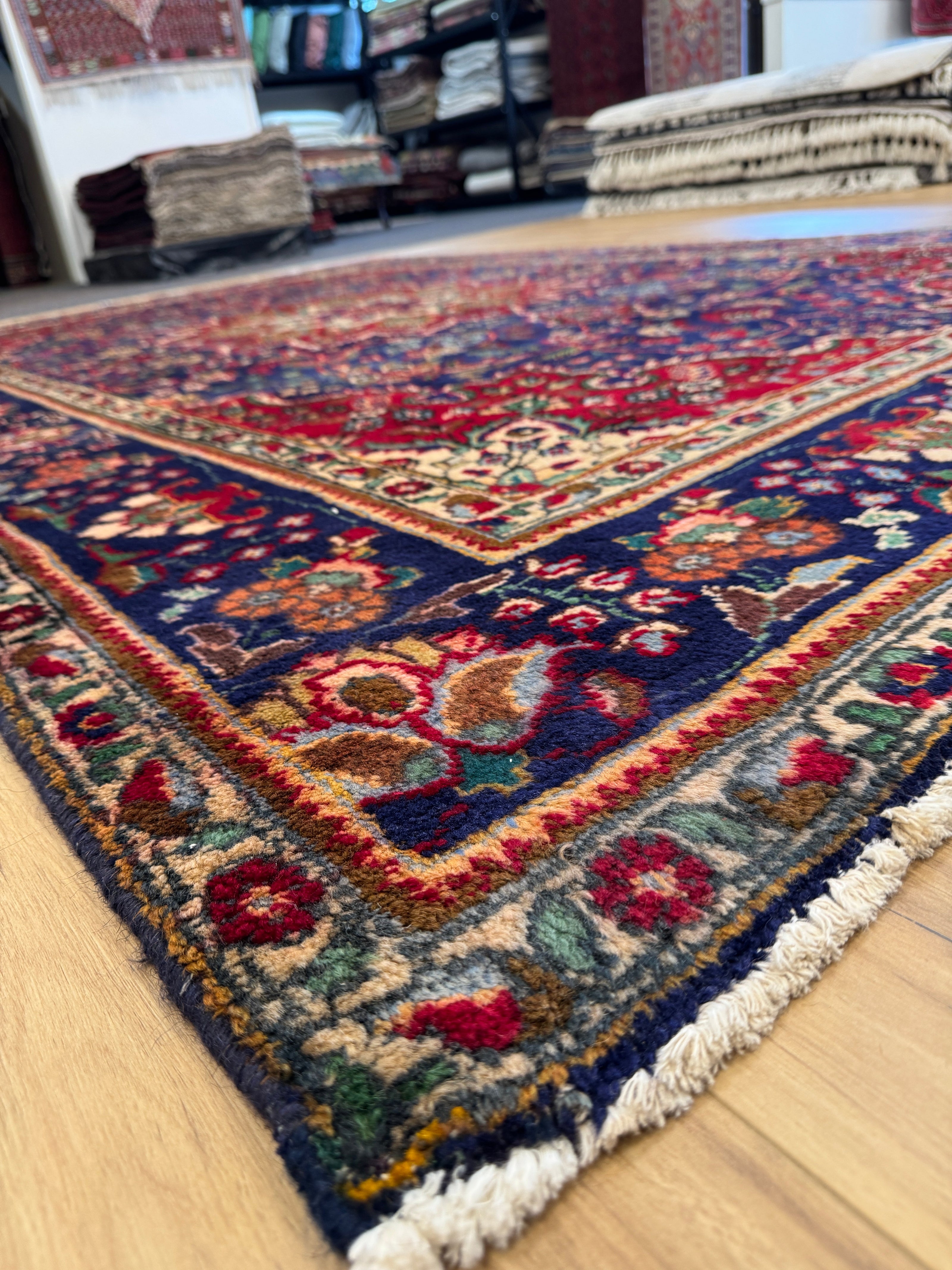 Tabriz Rug - 303 cm x 196 cm