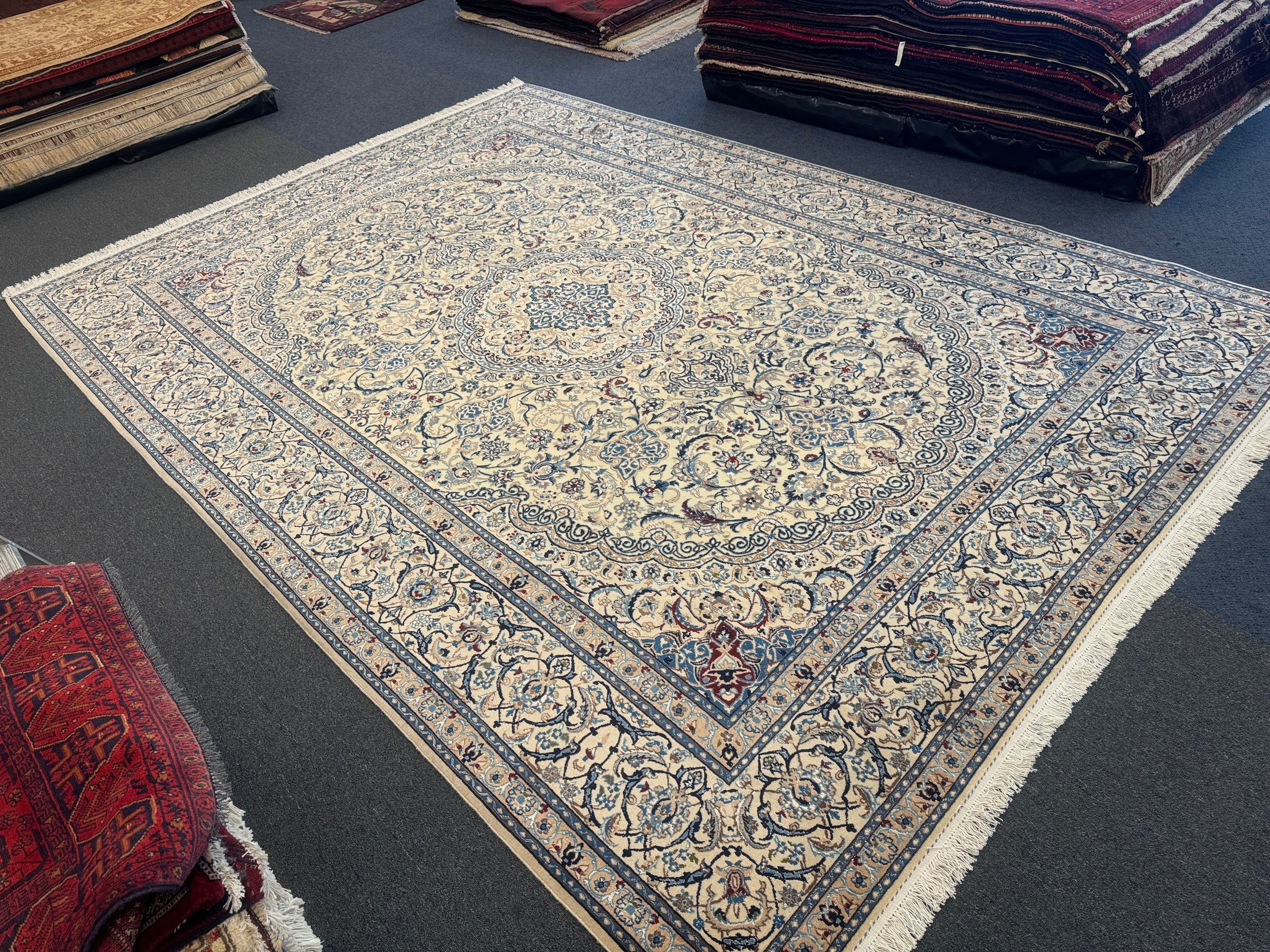 Nain Rug (Habibian) - 385 cm x 273 cm