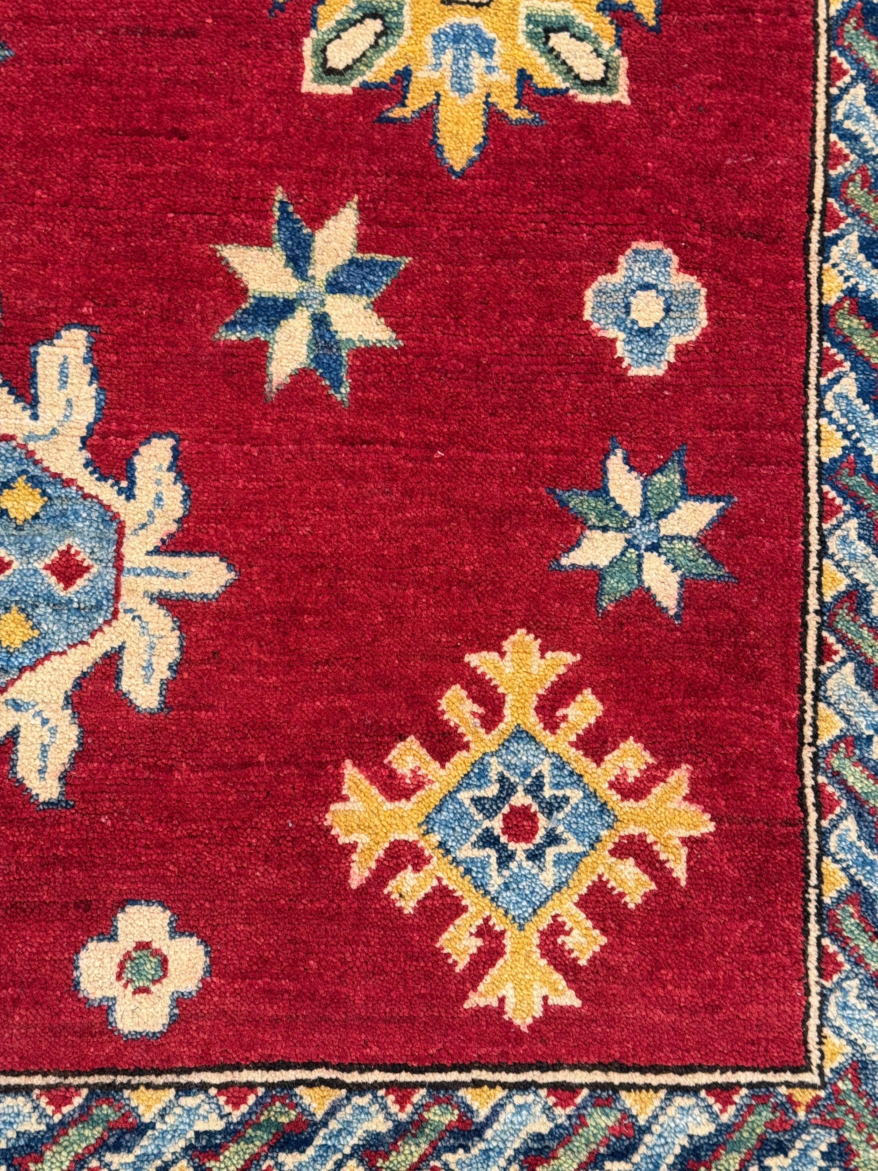 Kazak Rug - 285 cm x 200 cm