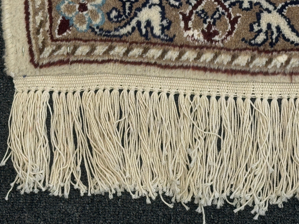Nain Rug - 340 cm x 245 cm
