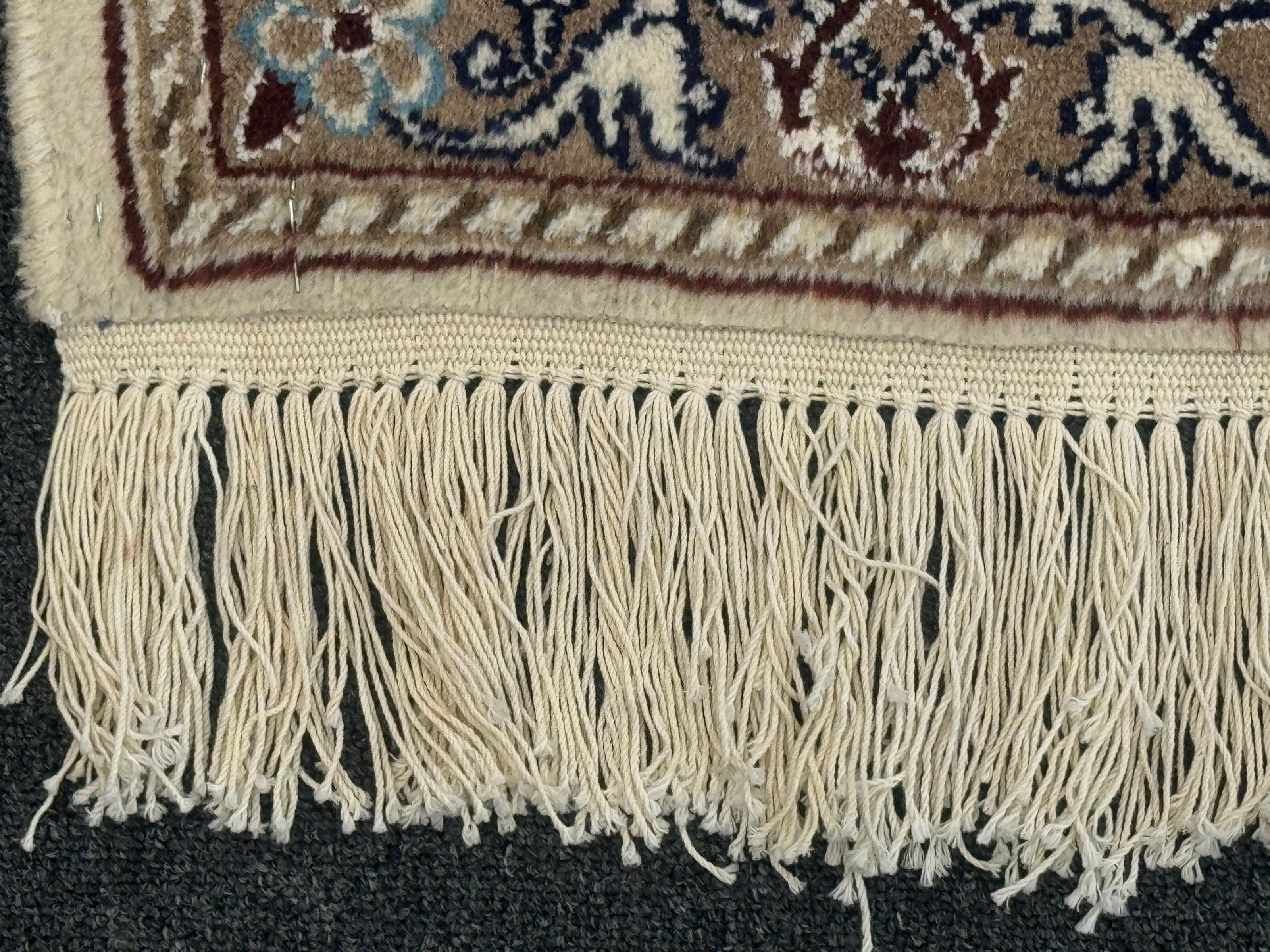 Nain Rug - 340 cm x 245 cm
