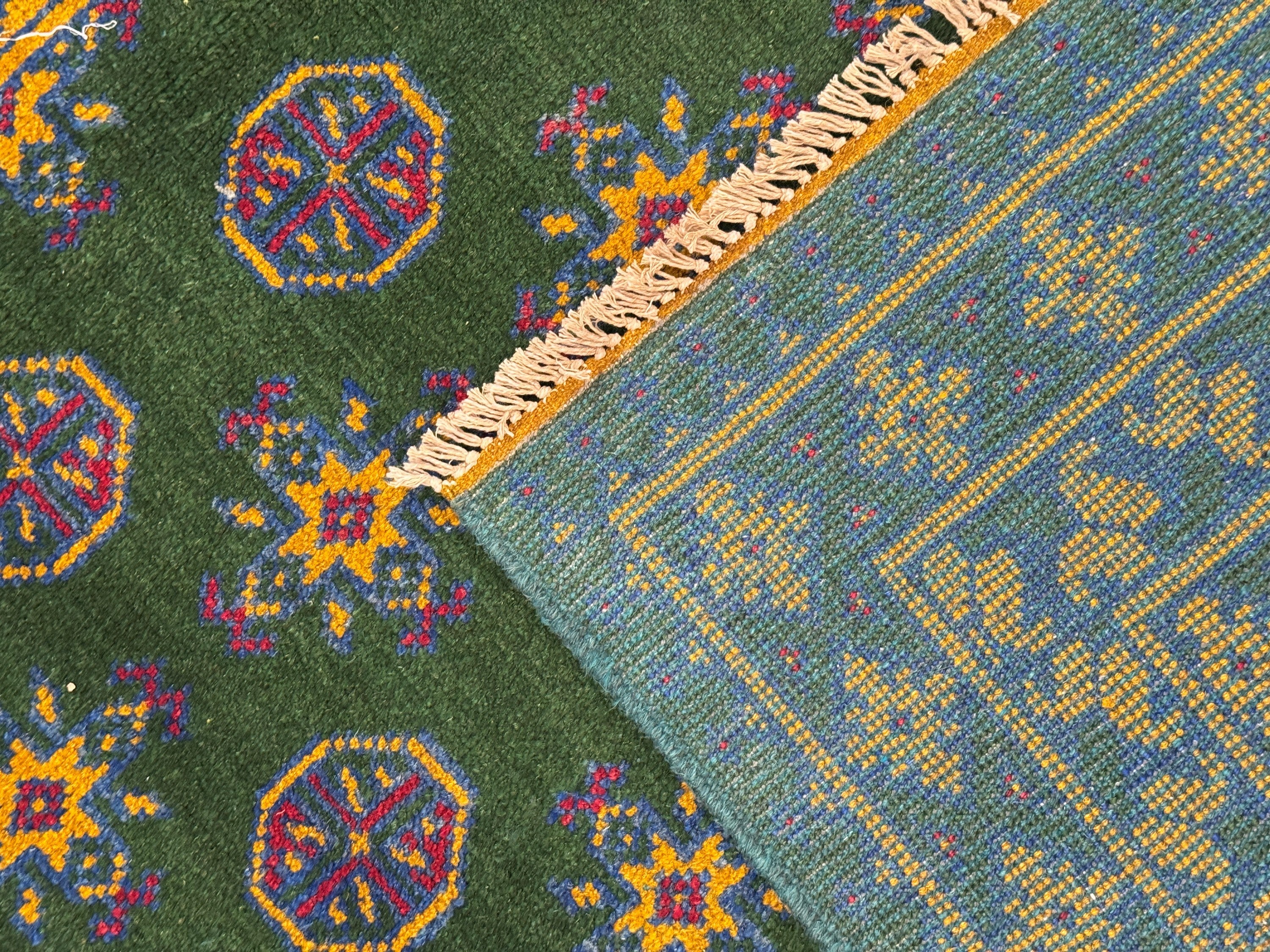 Turkoman Rug - 288 cm x 200 cm
