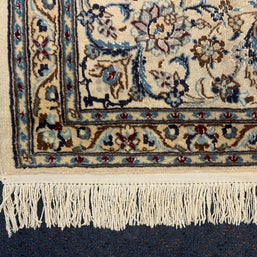 Nain Rug - 365 cm x 250 cm