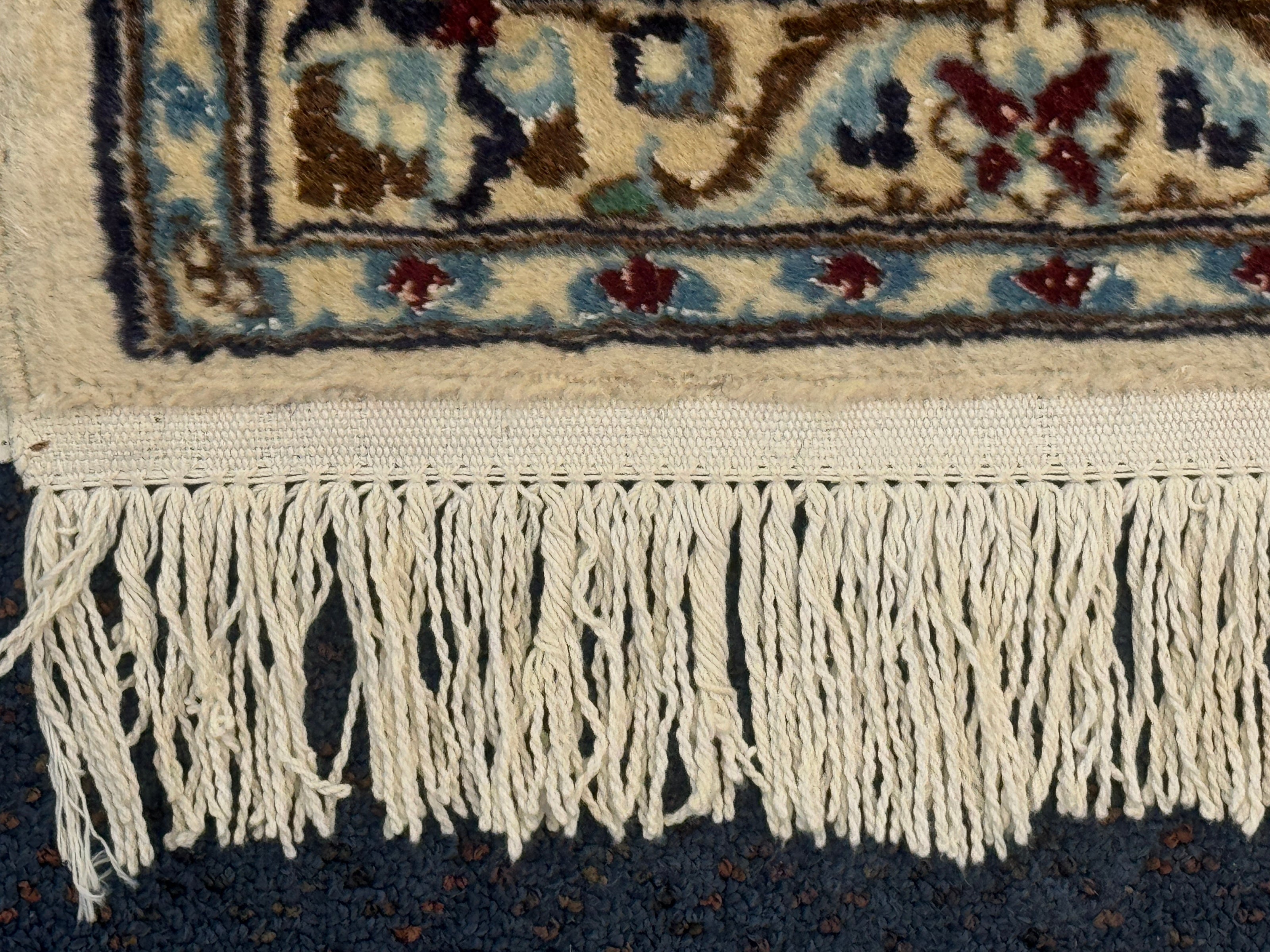 Nain Rug - 365 cm x 250 cm