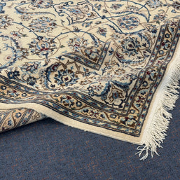 Nain Rug - 365 cm x 250 cm