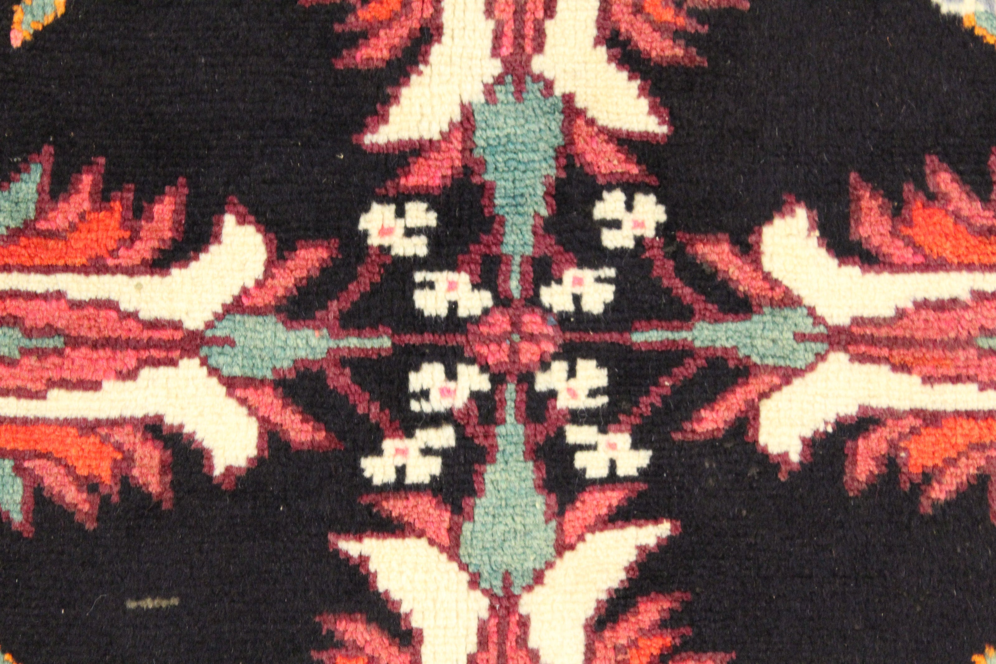 Sirjan Rug - 228 cm x 150 cm