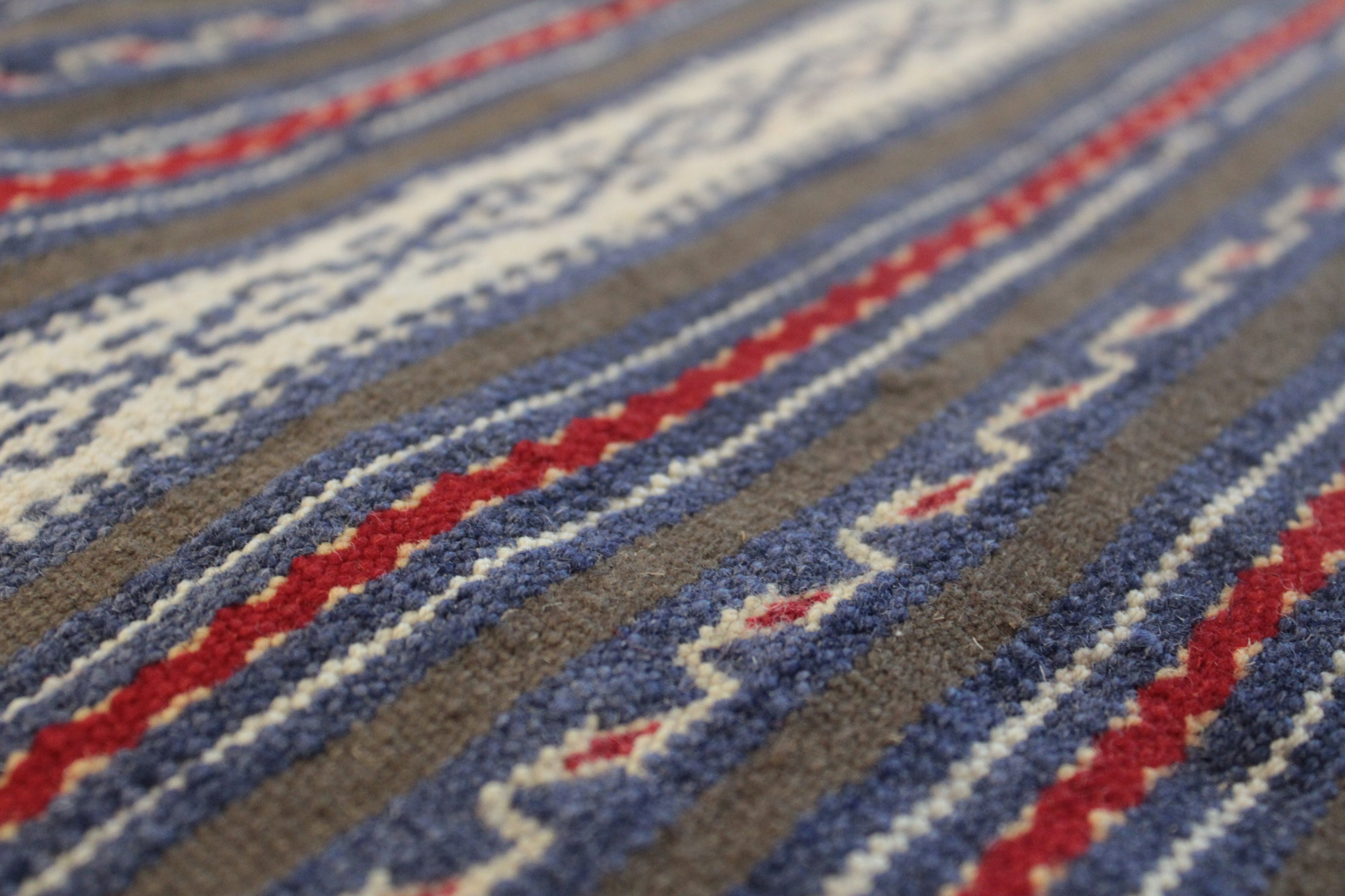 Beljik Kilim - 280 cm x 192 cm