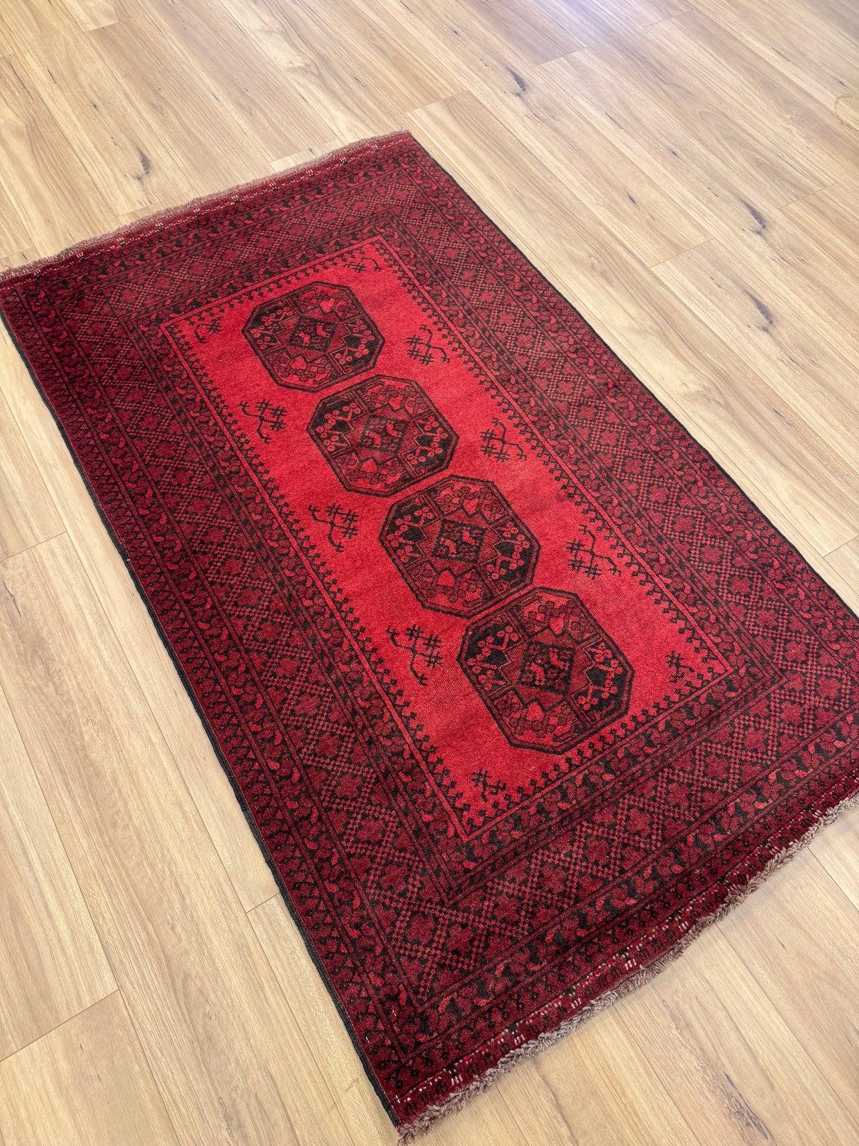 Turkoman Rug (fine) - 177 cm x 106 cm