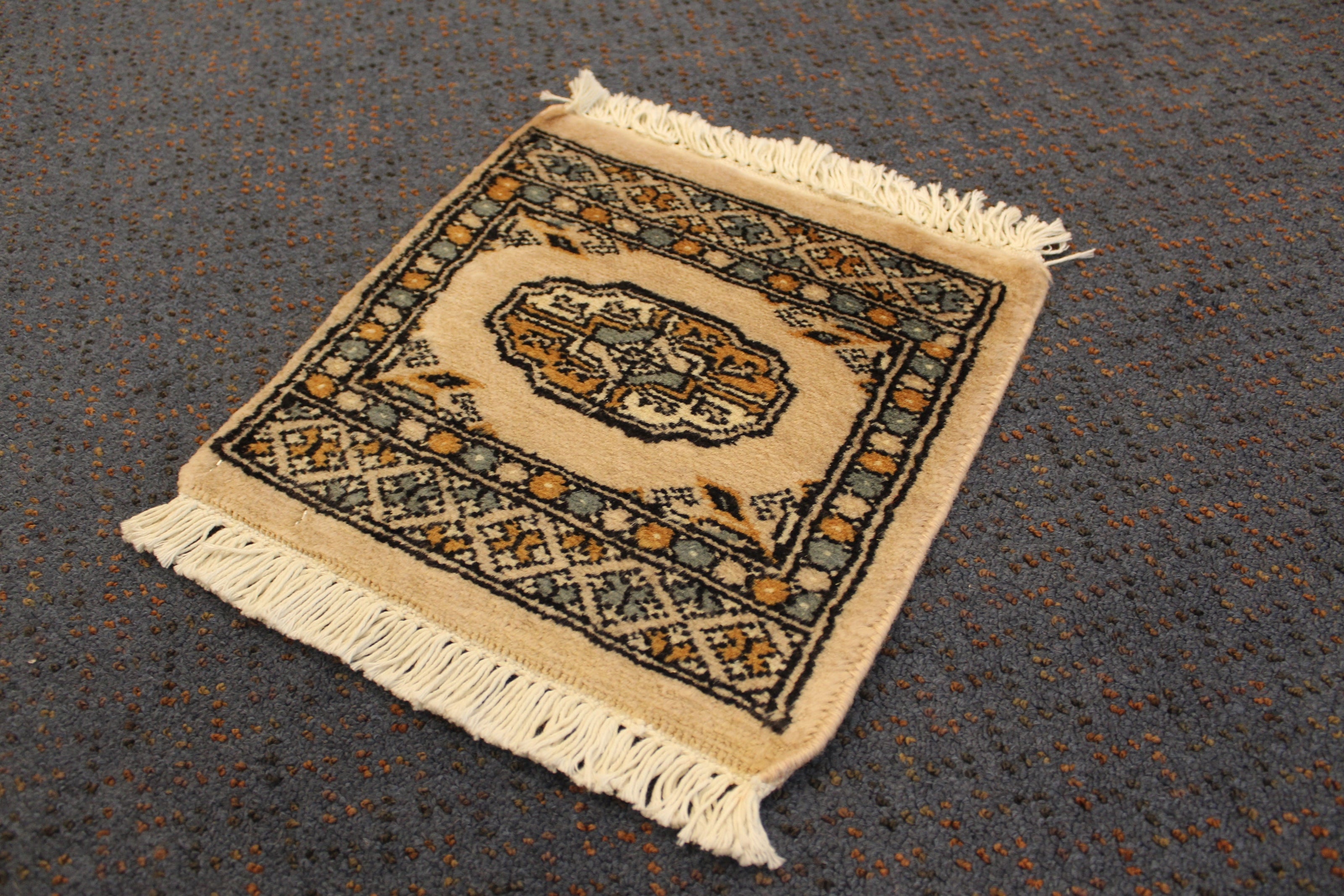 Bokhara Table Mat - 30 cm x 30 cm
