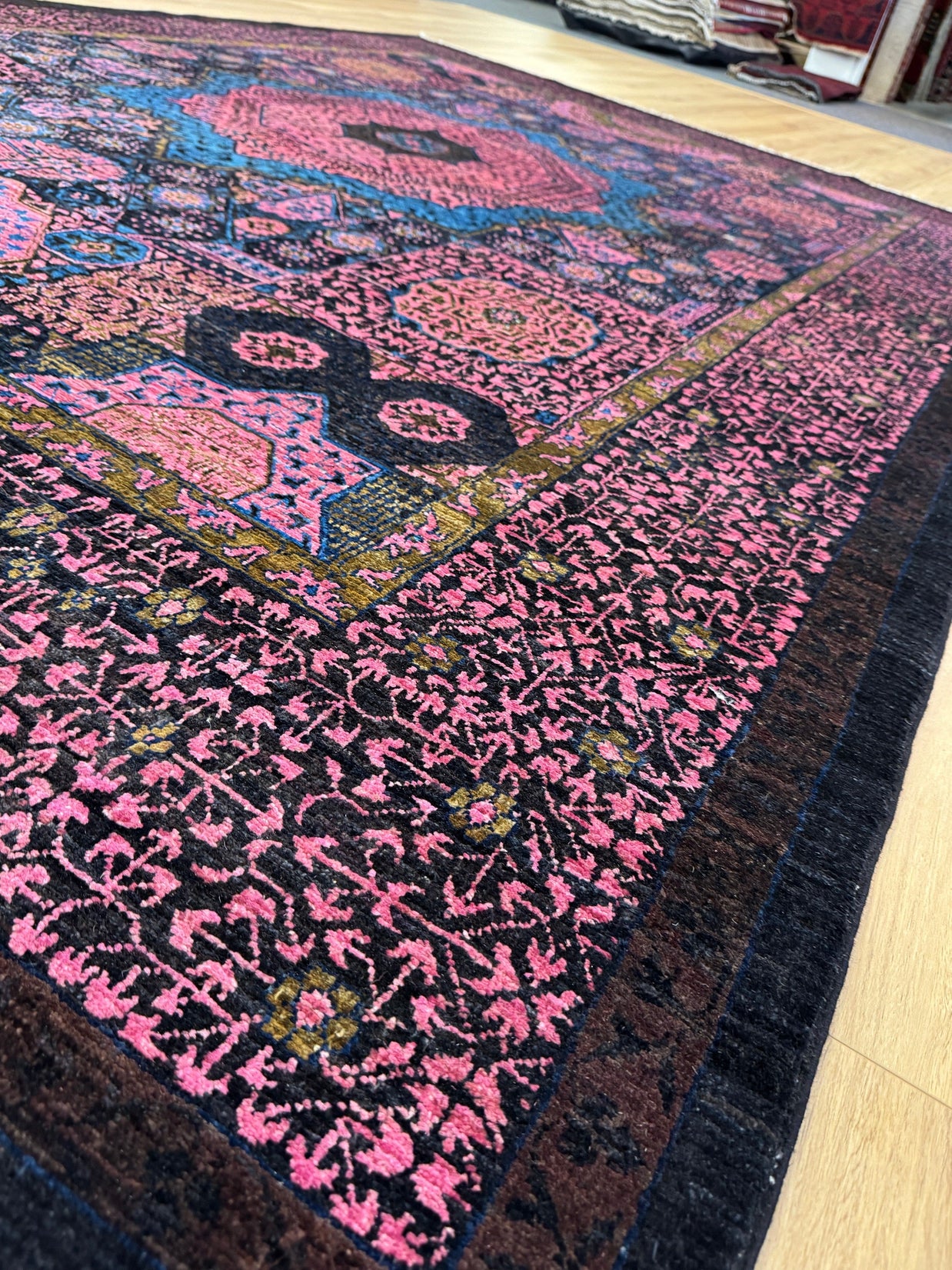 Mamluk Rug - 344 cm x 239 cm