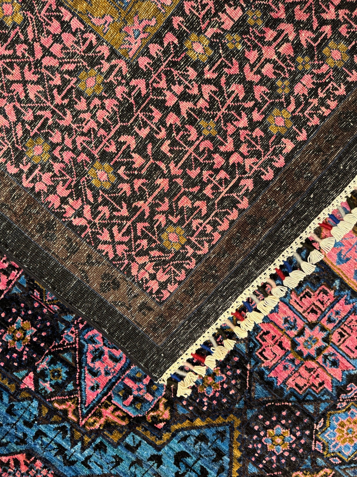 Mamluk Rug - 344 cm x 239 cm