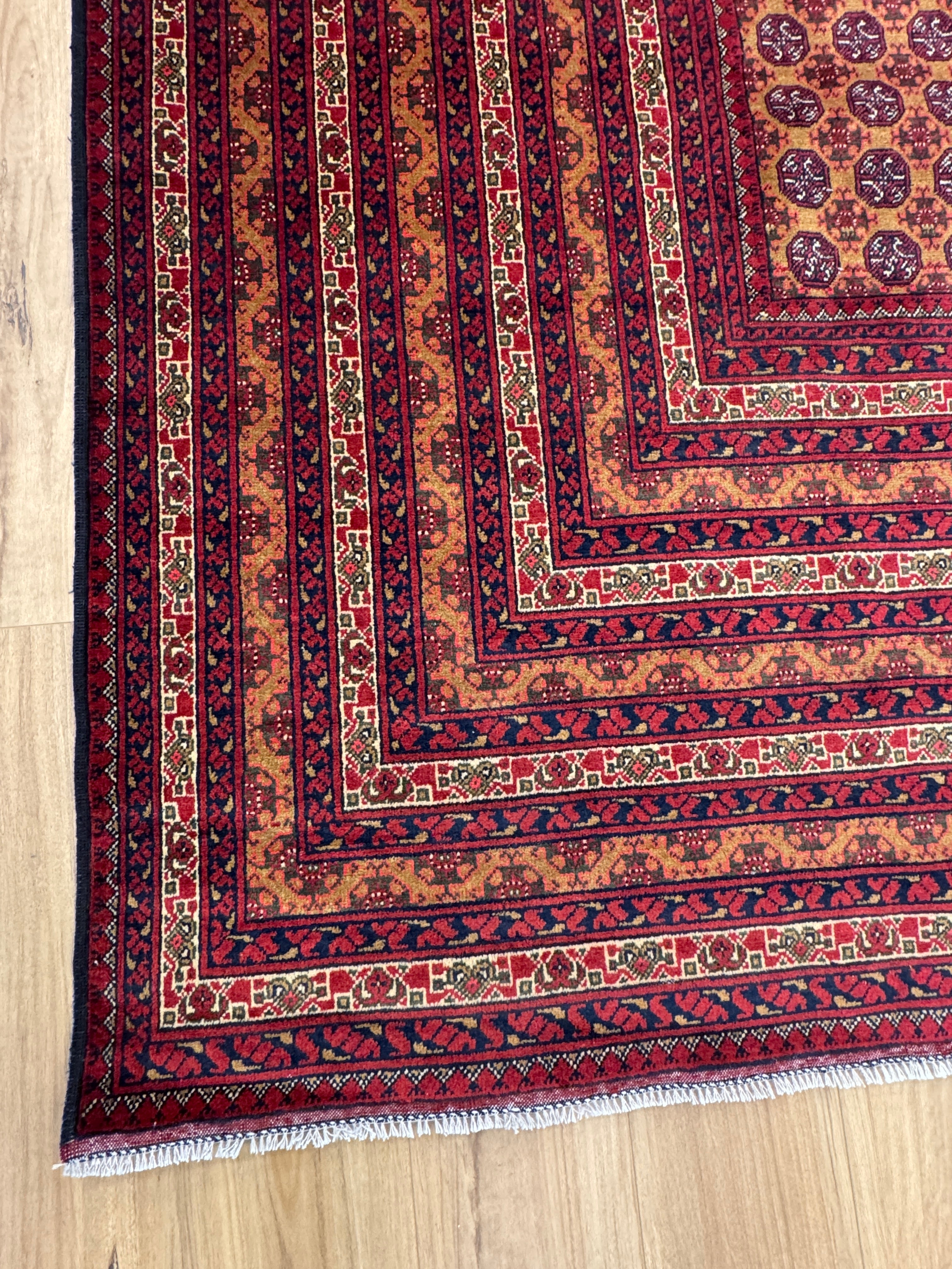 Roshnai Rug - 476 cm x 293 cm