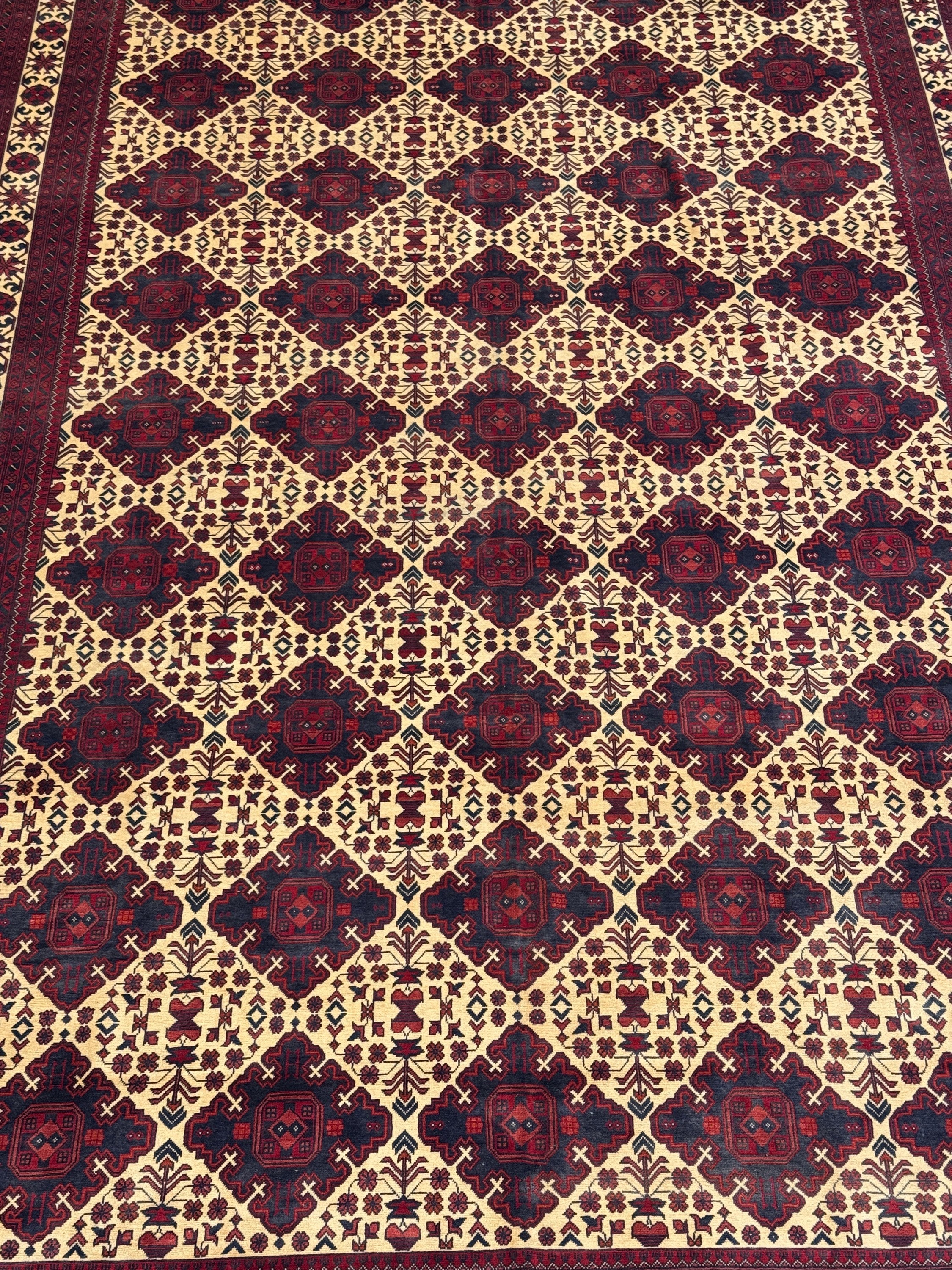 Kunduz Rug - 471 cm x 295 cm