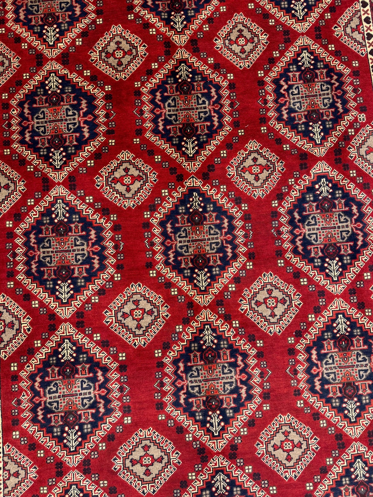 Karghai Rug (Fine) - 285 cm x 198 cm