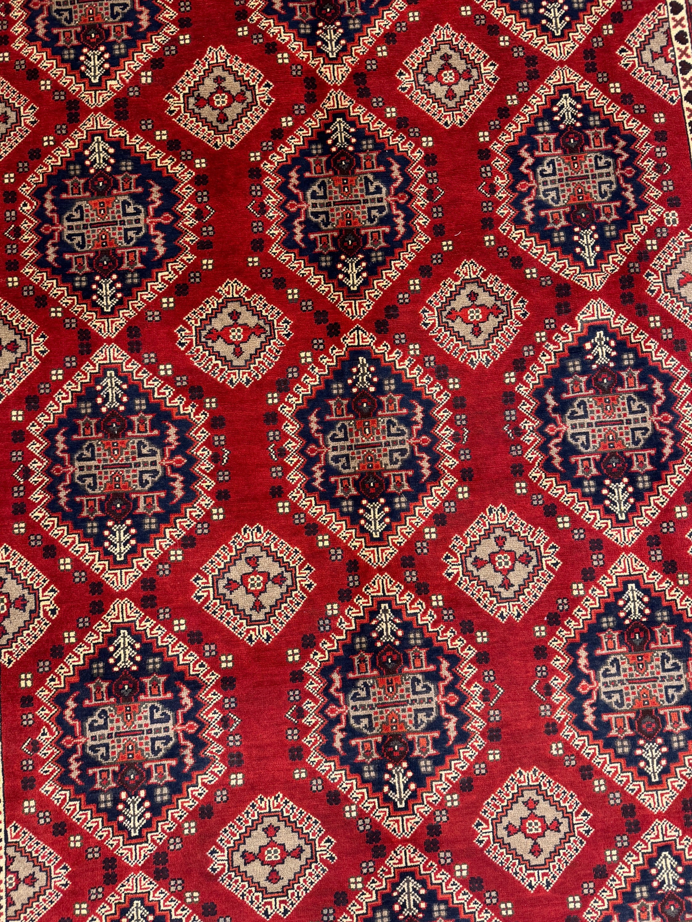 Karghai Rug (Fine) - 285 cm x 198 cm