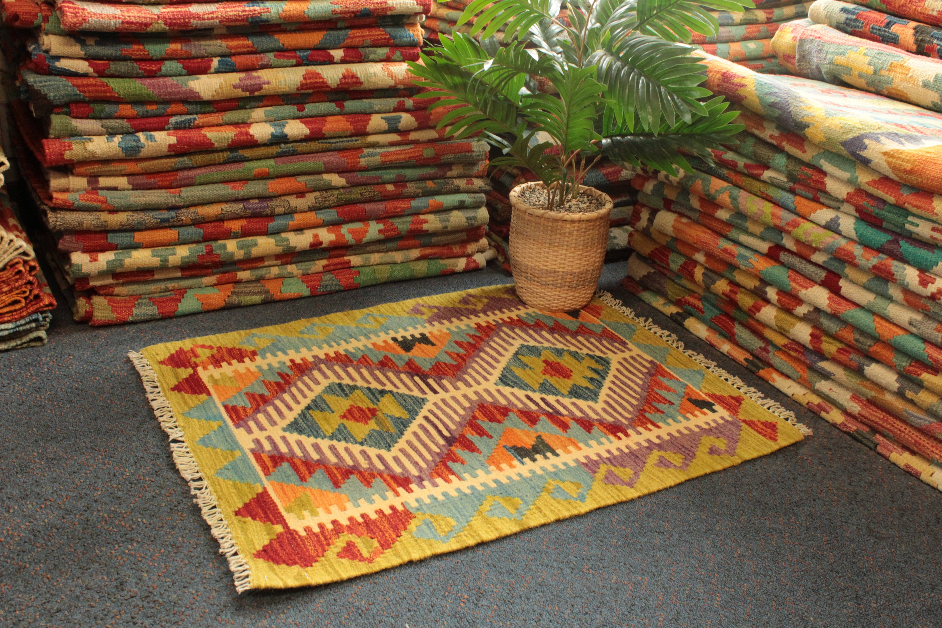Chobi Kilim - 82 cm x 63 cm