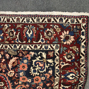 Bakhtiari Rug - 315 cm x 203 cm