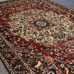 Bakhtiari Rug - 315 cm x 203 cm