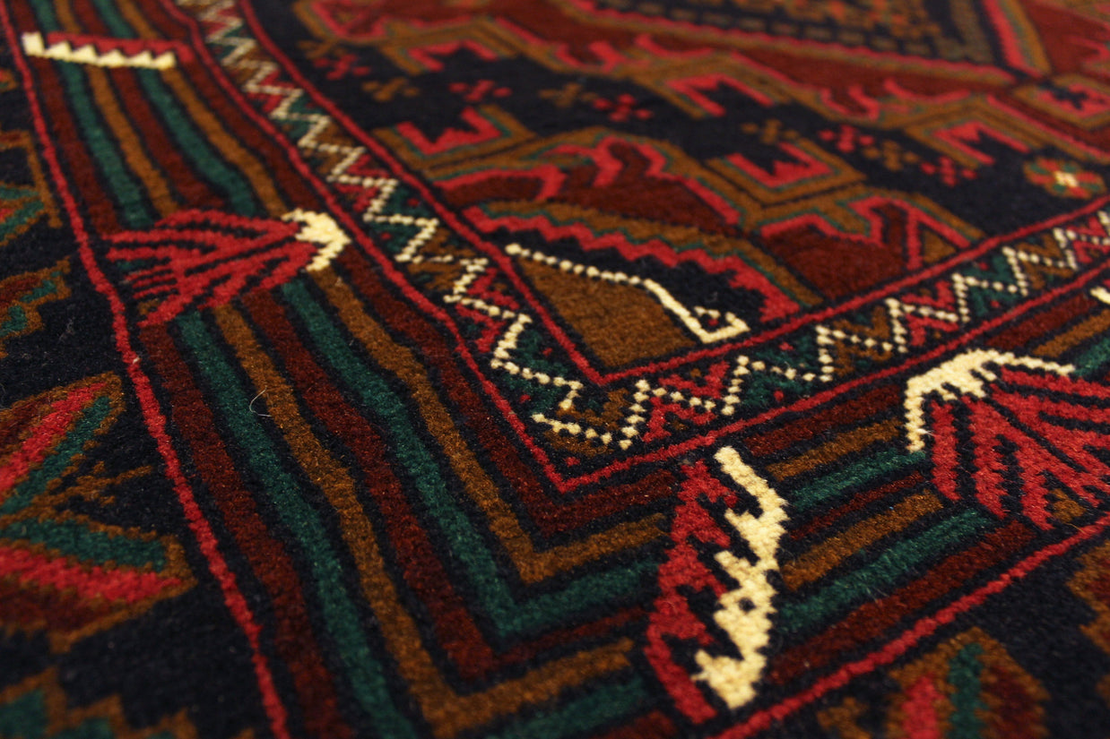Fine Baluchi Rug - 189 cm x 117 cm