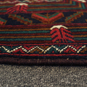 Fine Baluchi Rug - 189 cm x 117 cm
