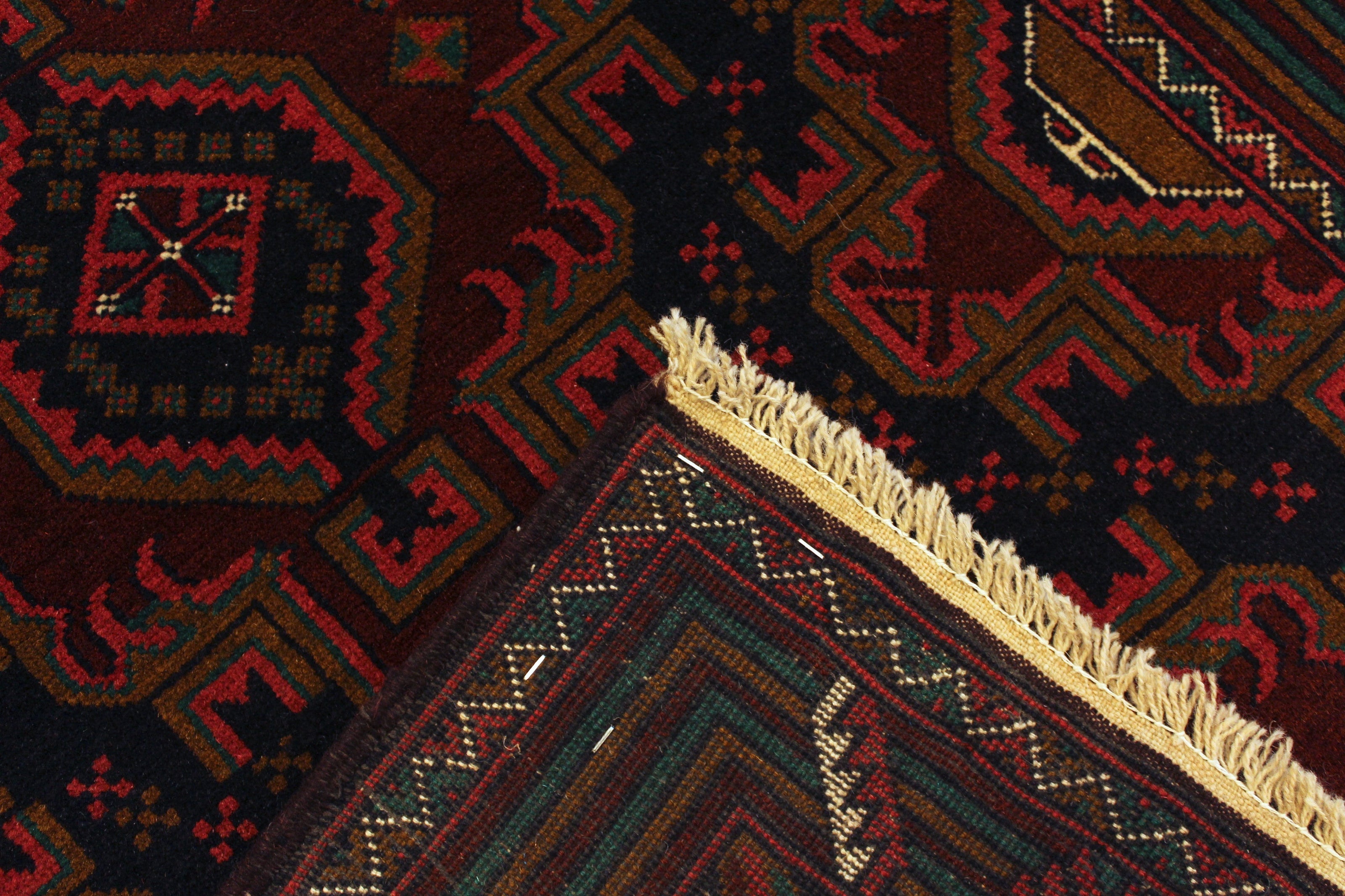 Fine Baluchi Rug - 189 cm x 117 cm