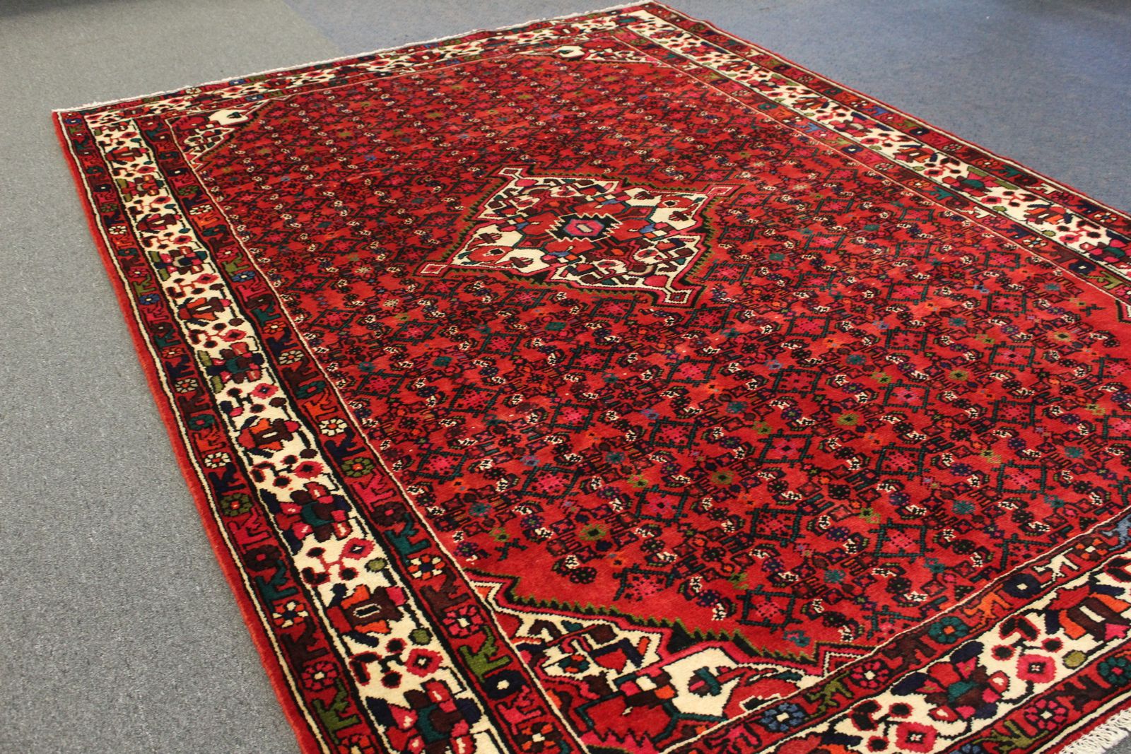 Lilihan Rug - 290 cm x 205 cm